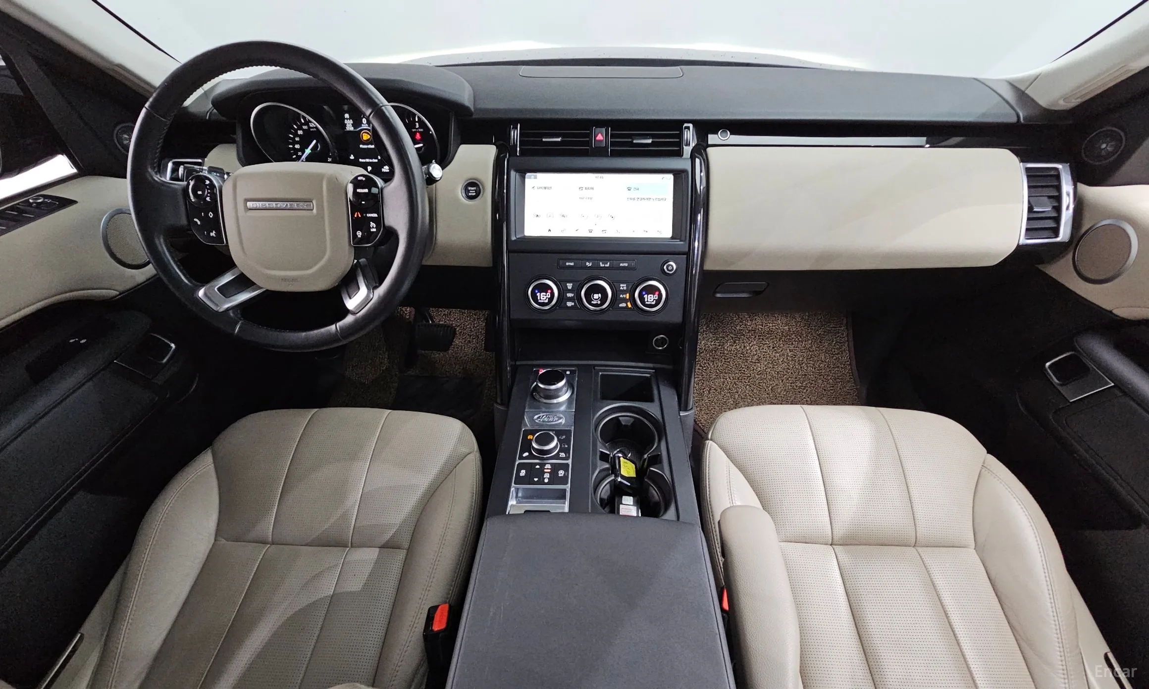 Land Rover Discovery 5 превью 7
