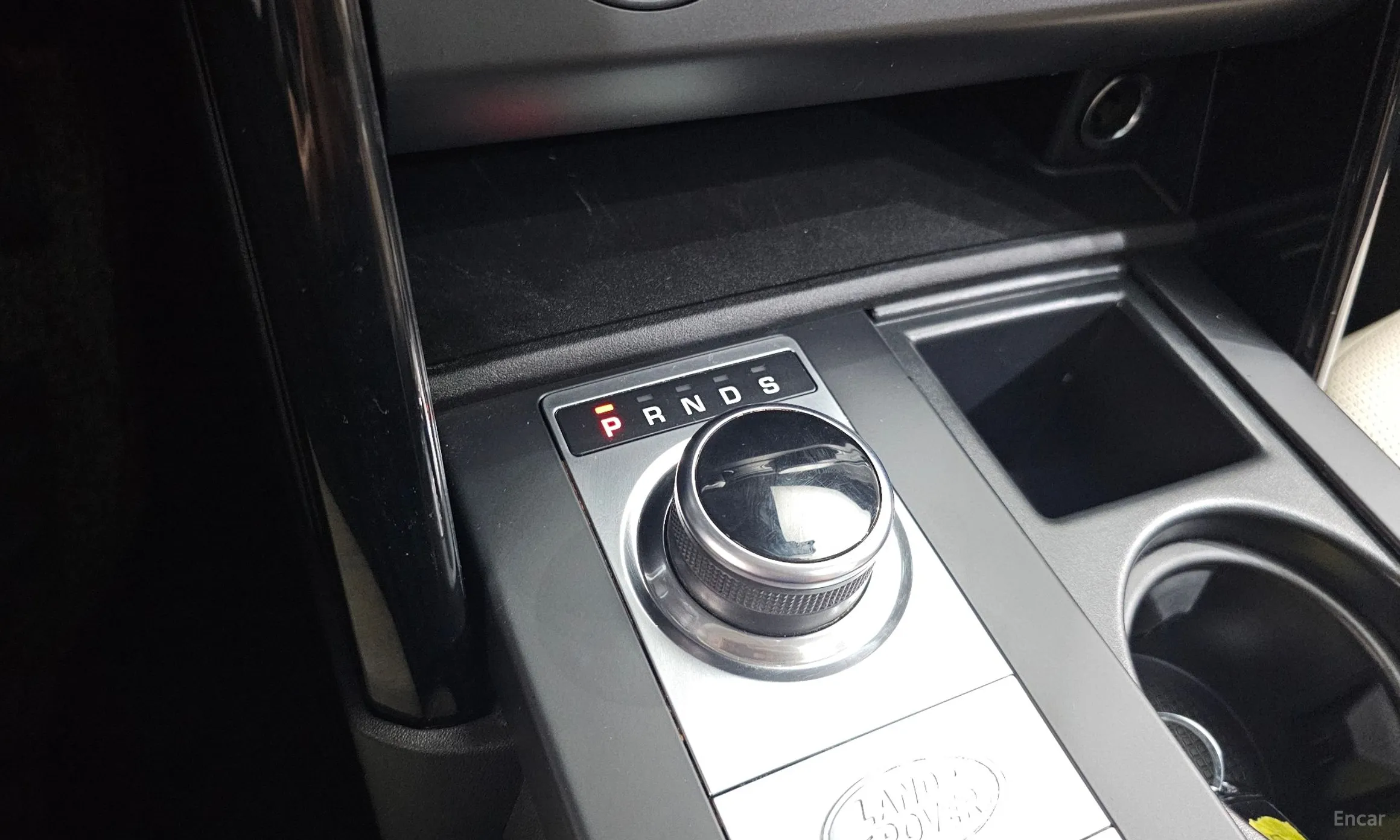 Land Rover Discovery 5 превью 9