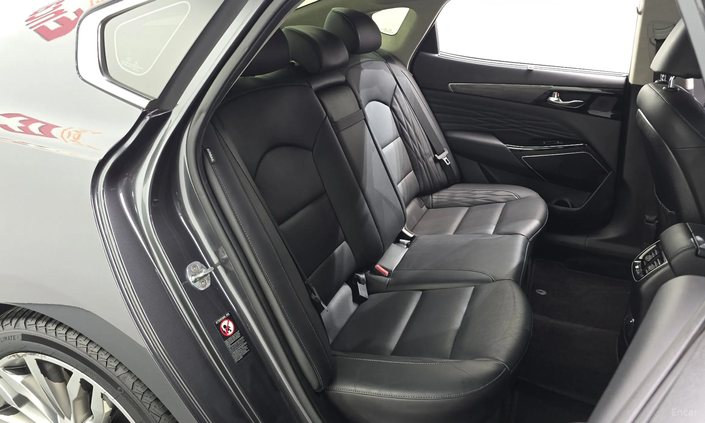Kia K7 Premier превью 12