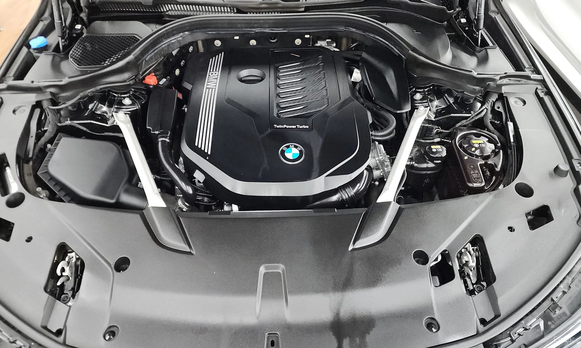 BMW 6-Series GT (G32) превью 6