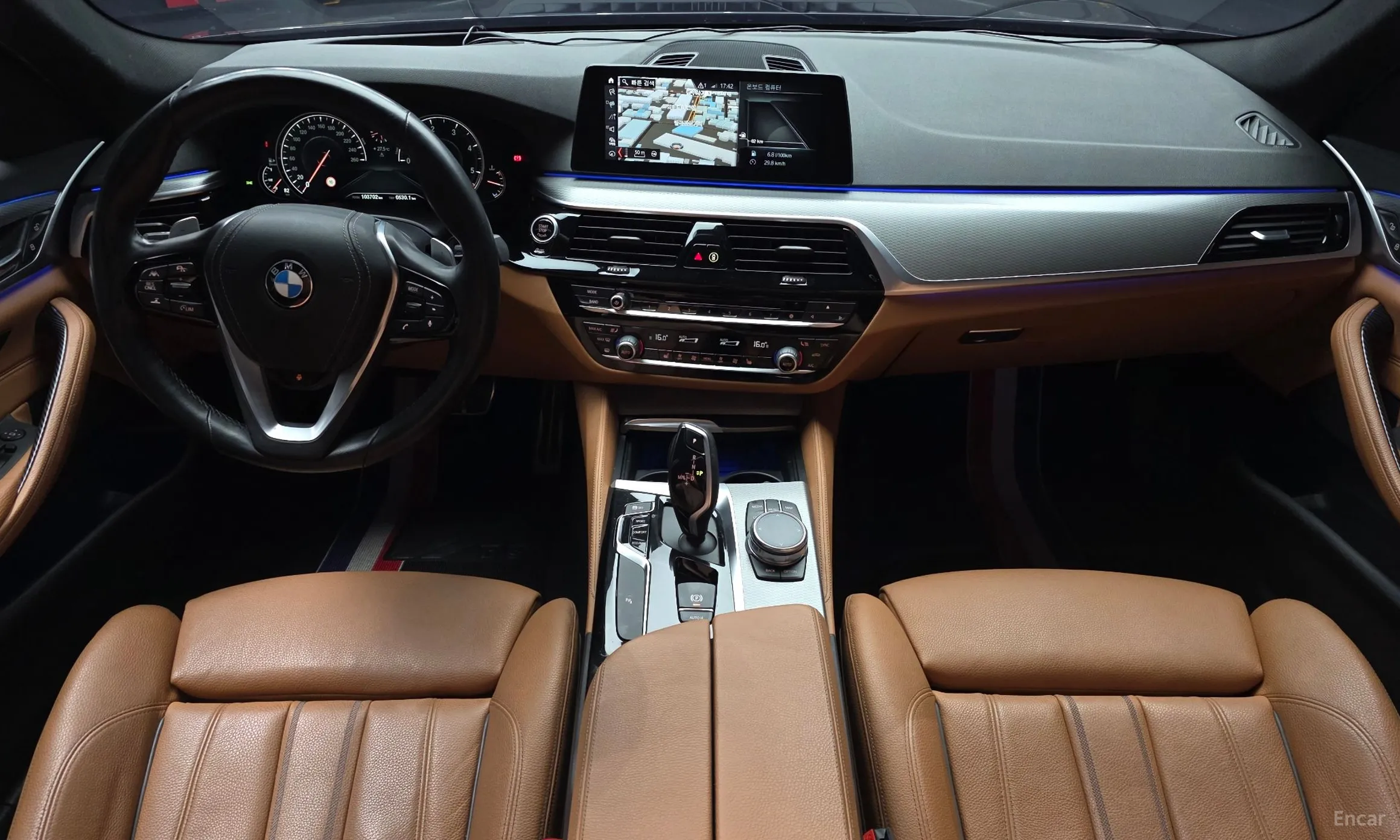 BMW 5 Series (G30) превью 7