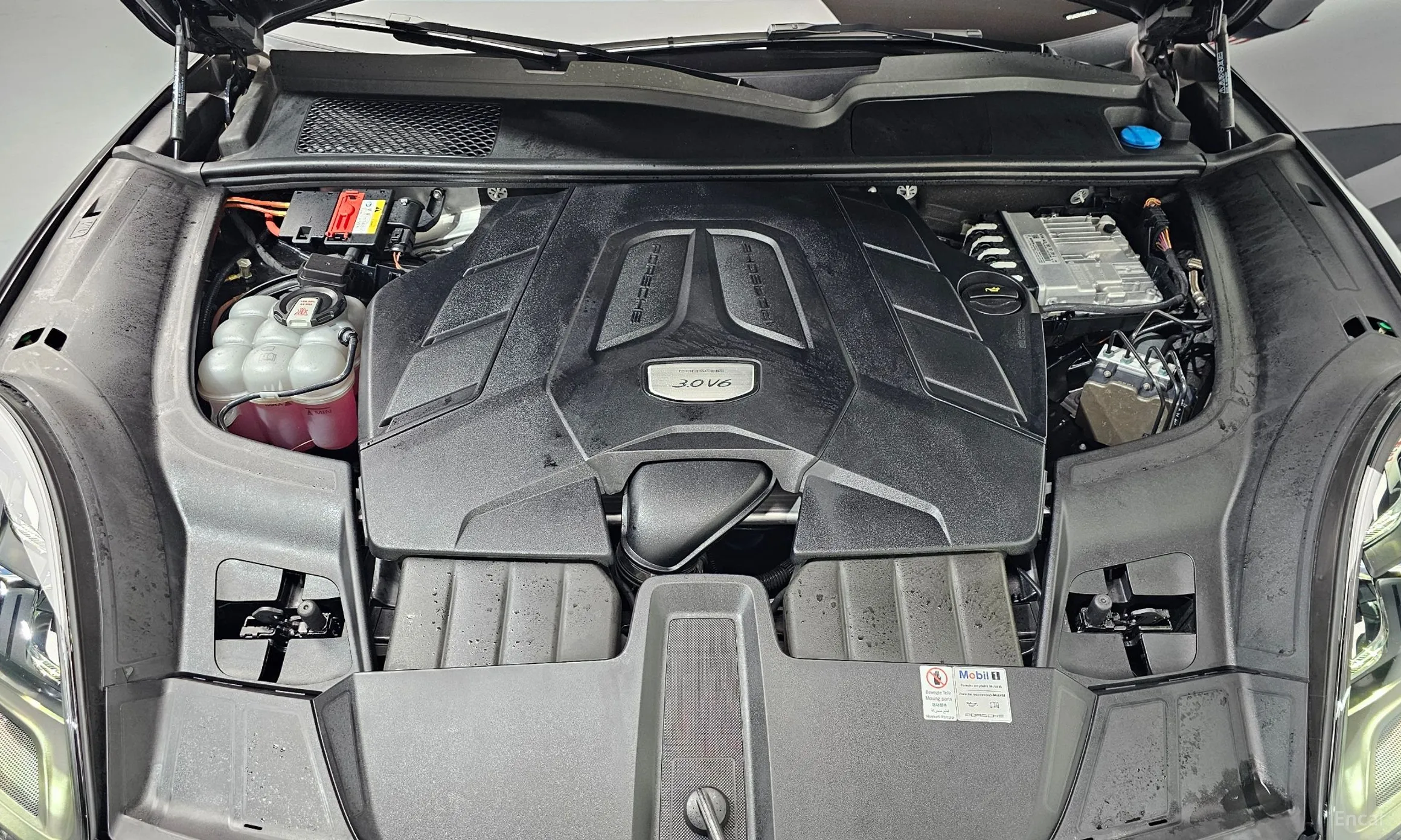 Porsche Cayenne (PO536) превью 6