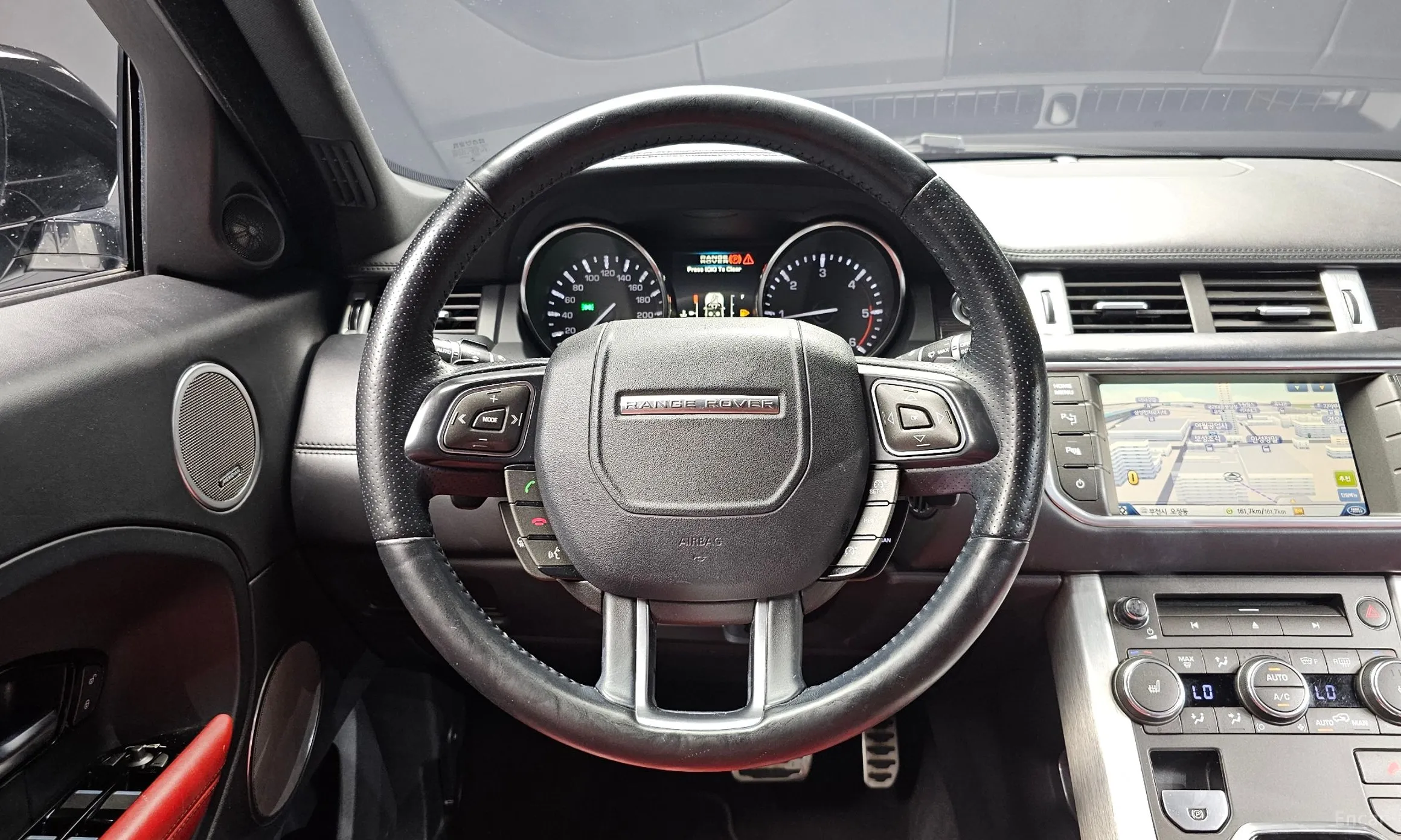 Land Rover Range Rover Evoque превью 12