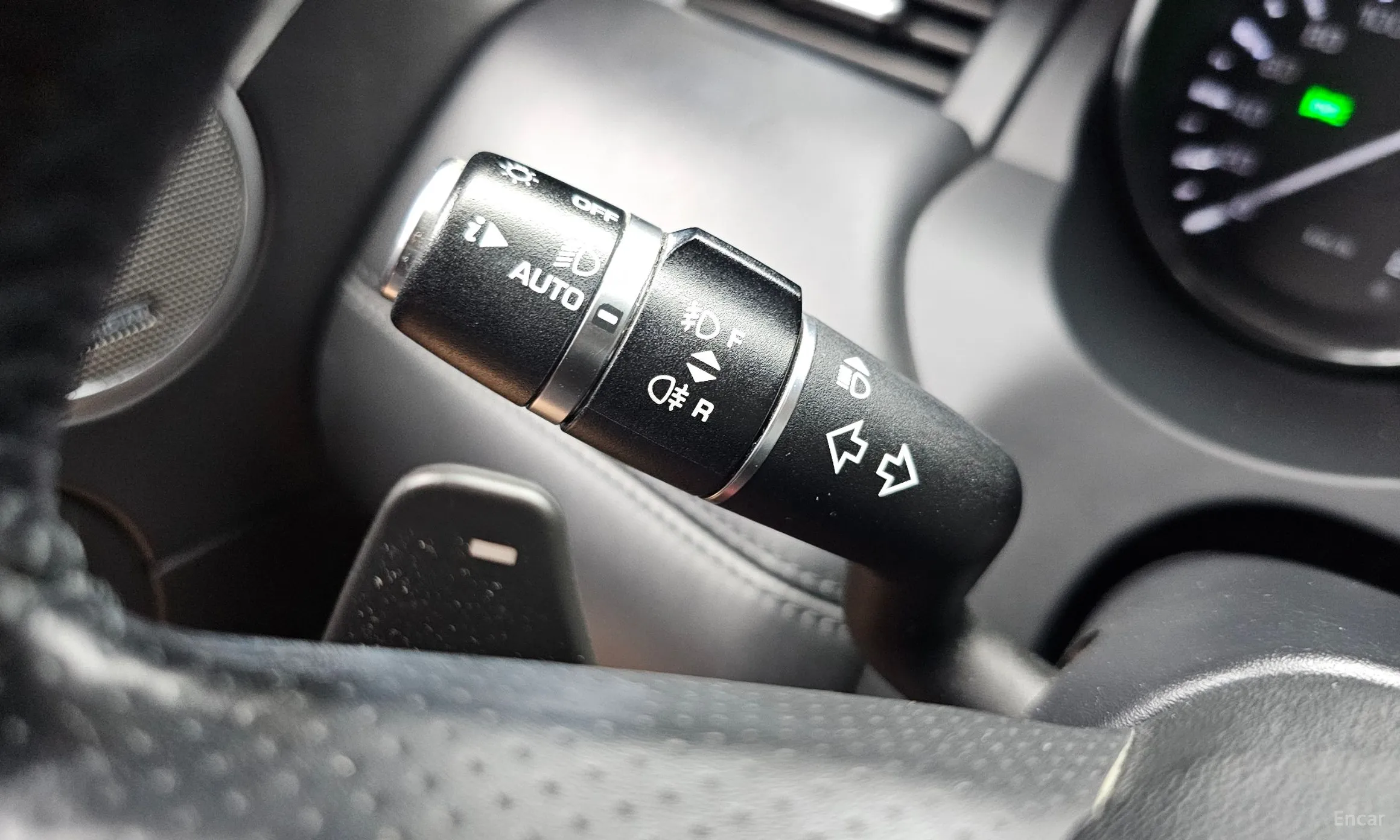 Land Rover Range Rover Evoque превью 16