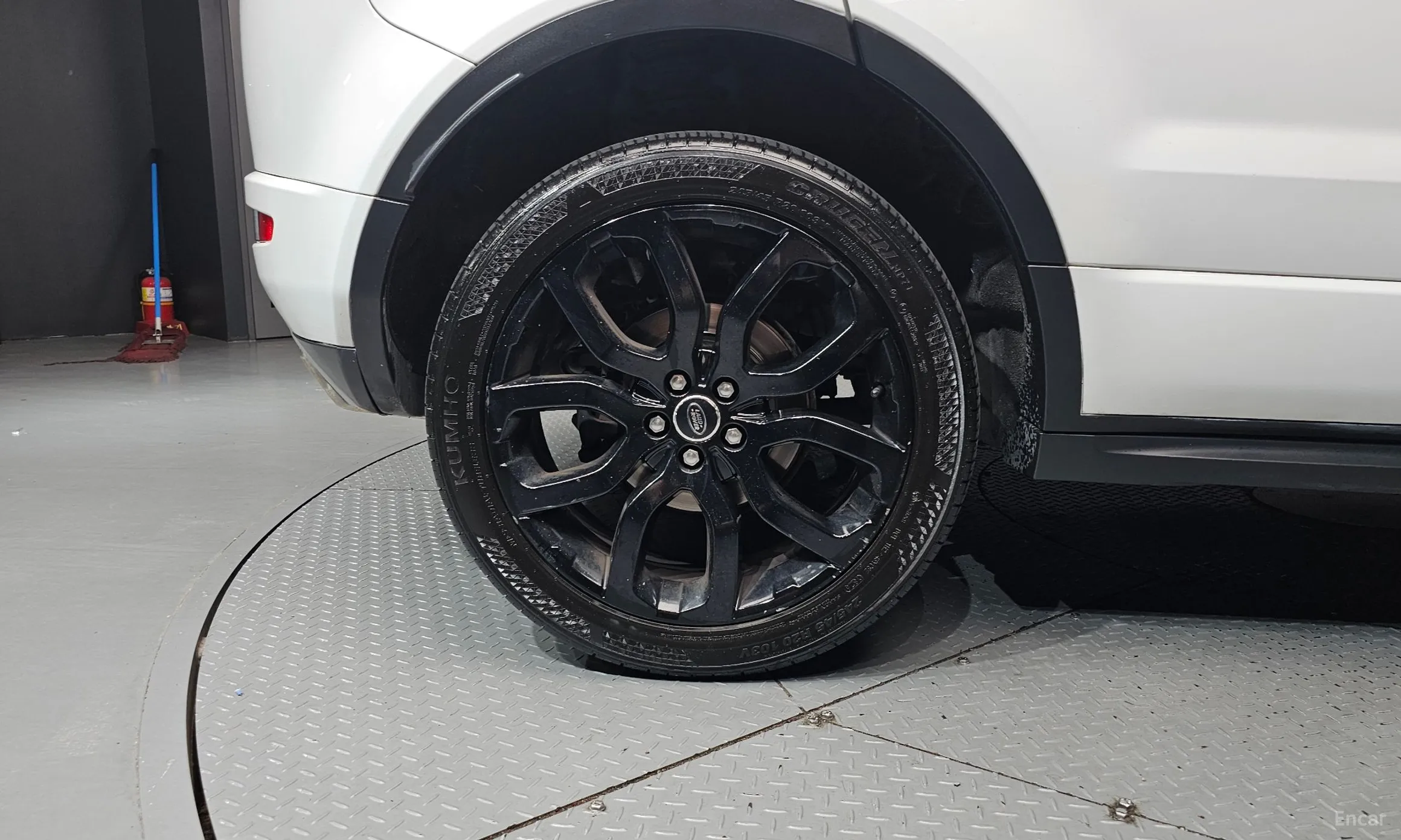 Land Rover Range Rover Evoque превью 5