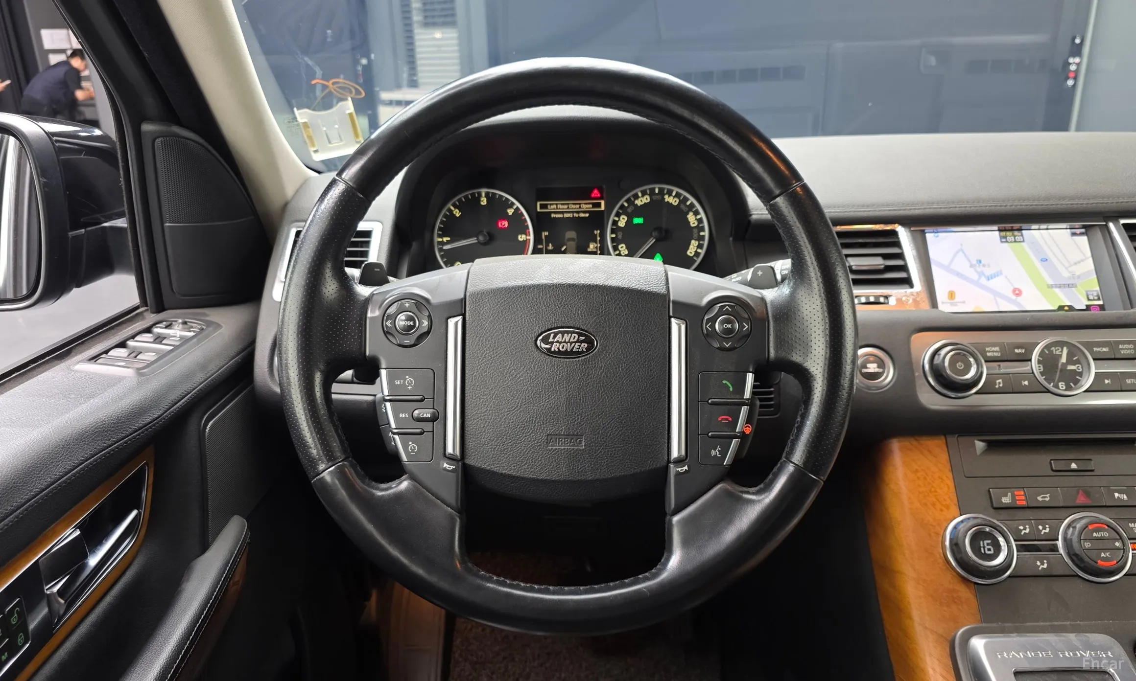 Land Rover Range Rover Sport превью 13