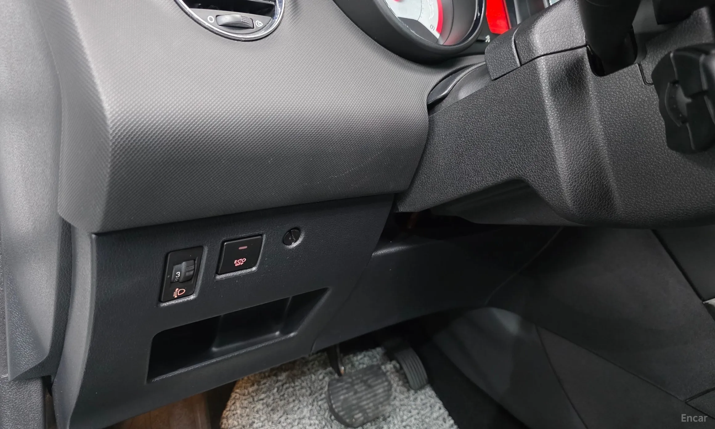 Peugeot 308 превью 12
