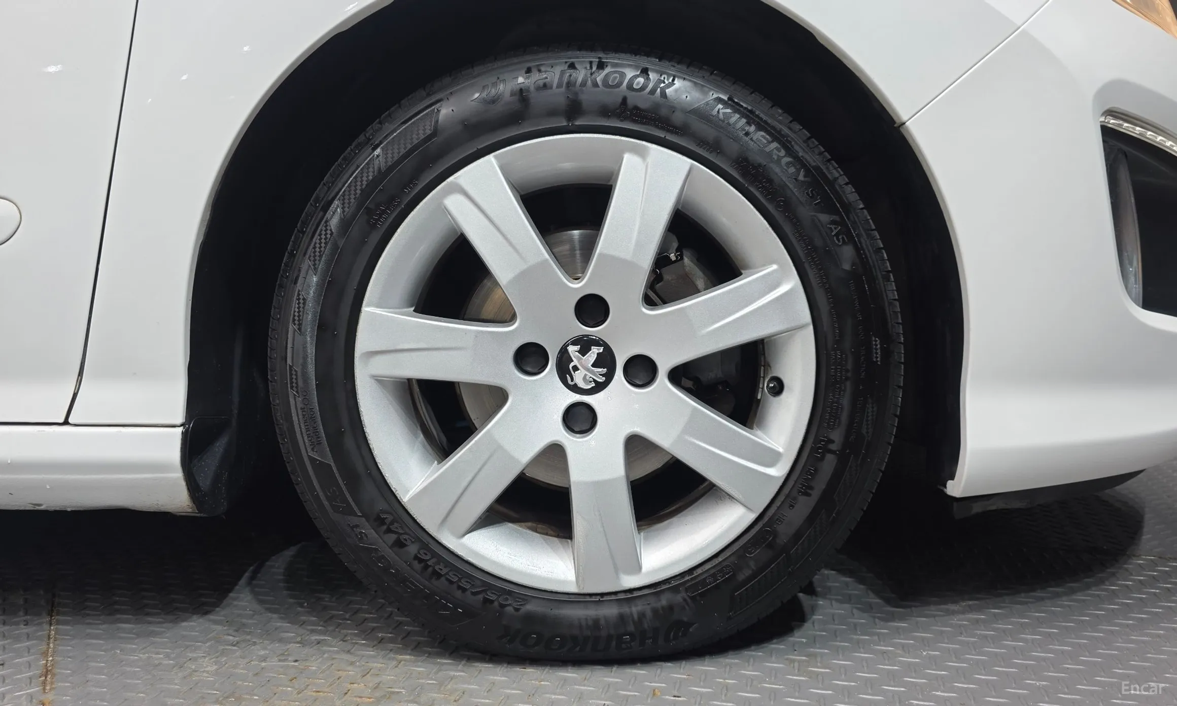 Peugeot 308 превью 5