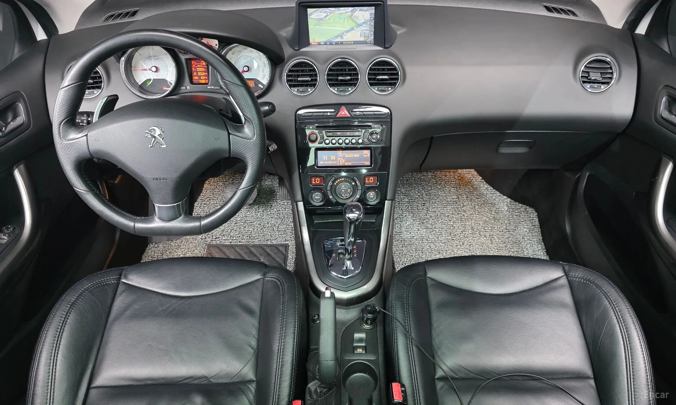Peugeot 308 превью 7