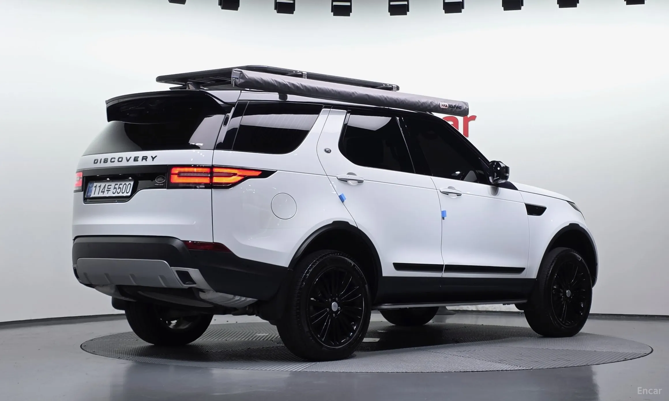 Land Rover Discovery 5 превью 2