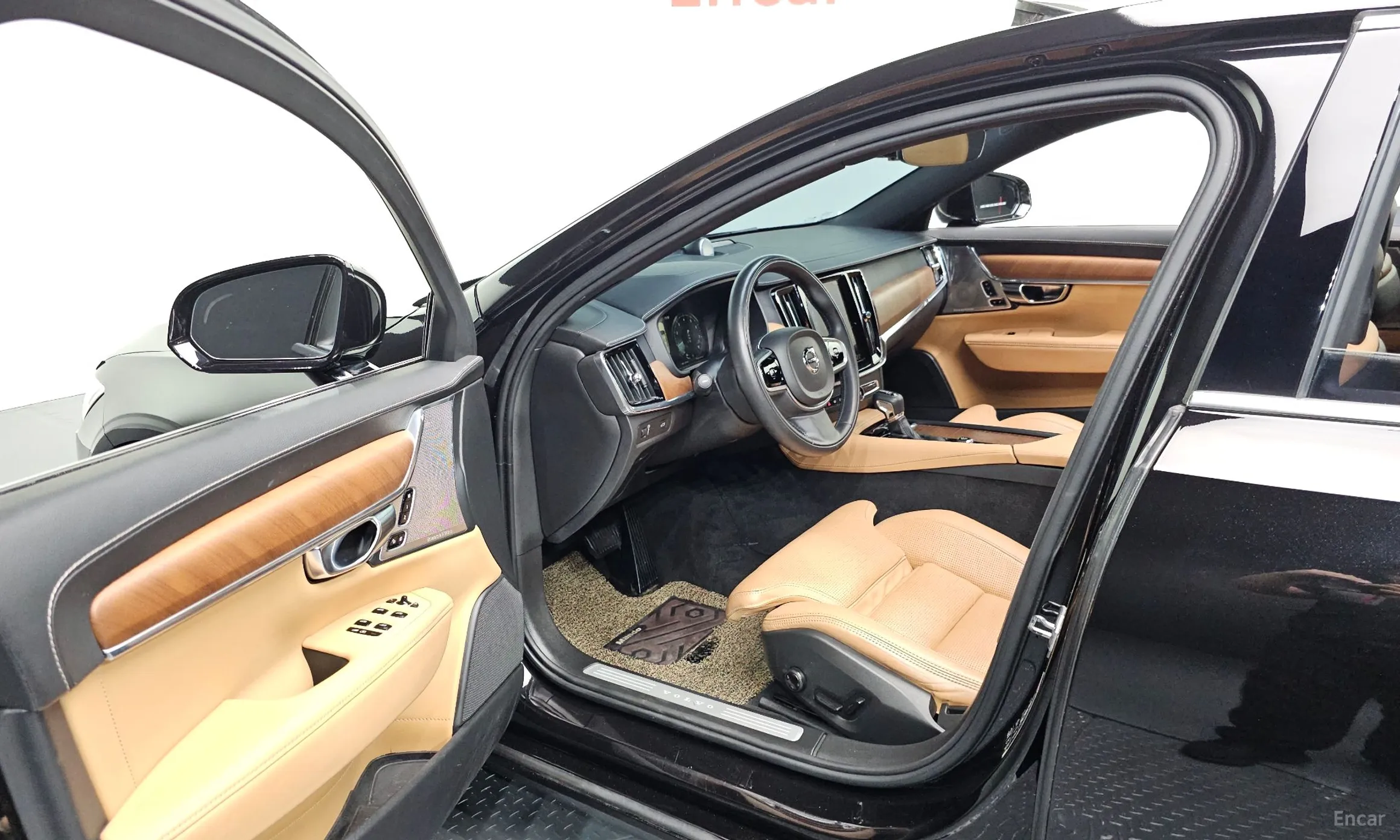 Volvo S90 превью 10