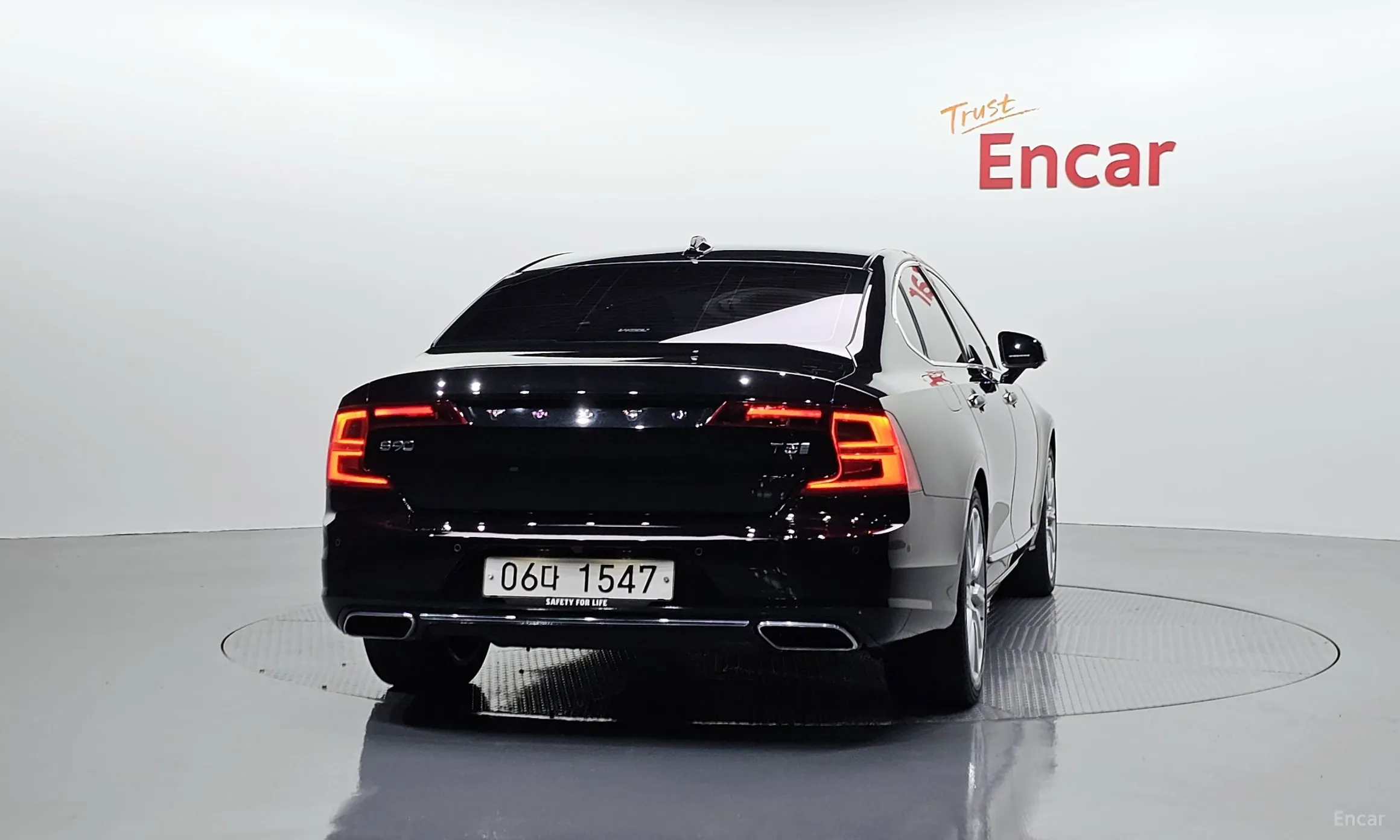 Volvo S90 превью 4