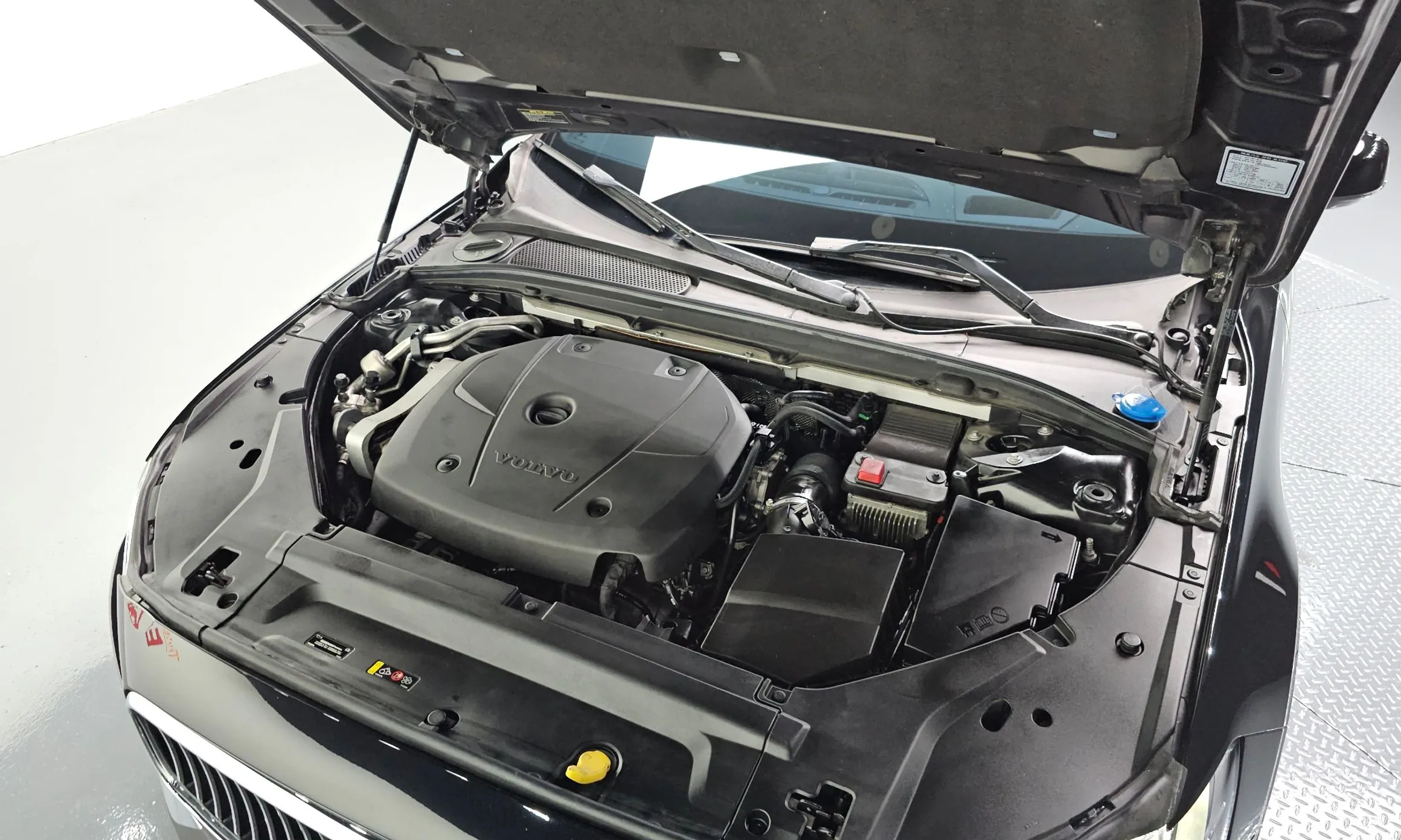 Volvo S90 превью 6