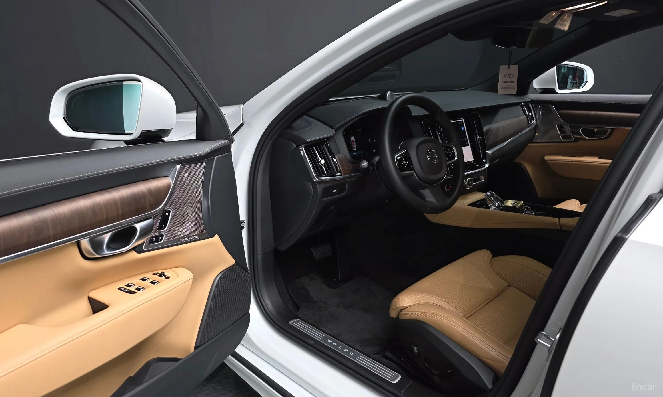 Volvo S90 превью 10