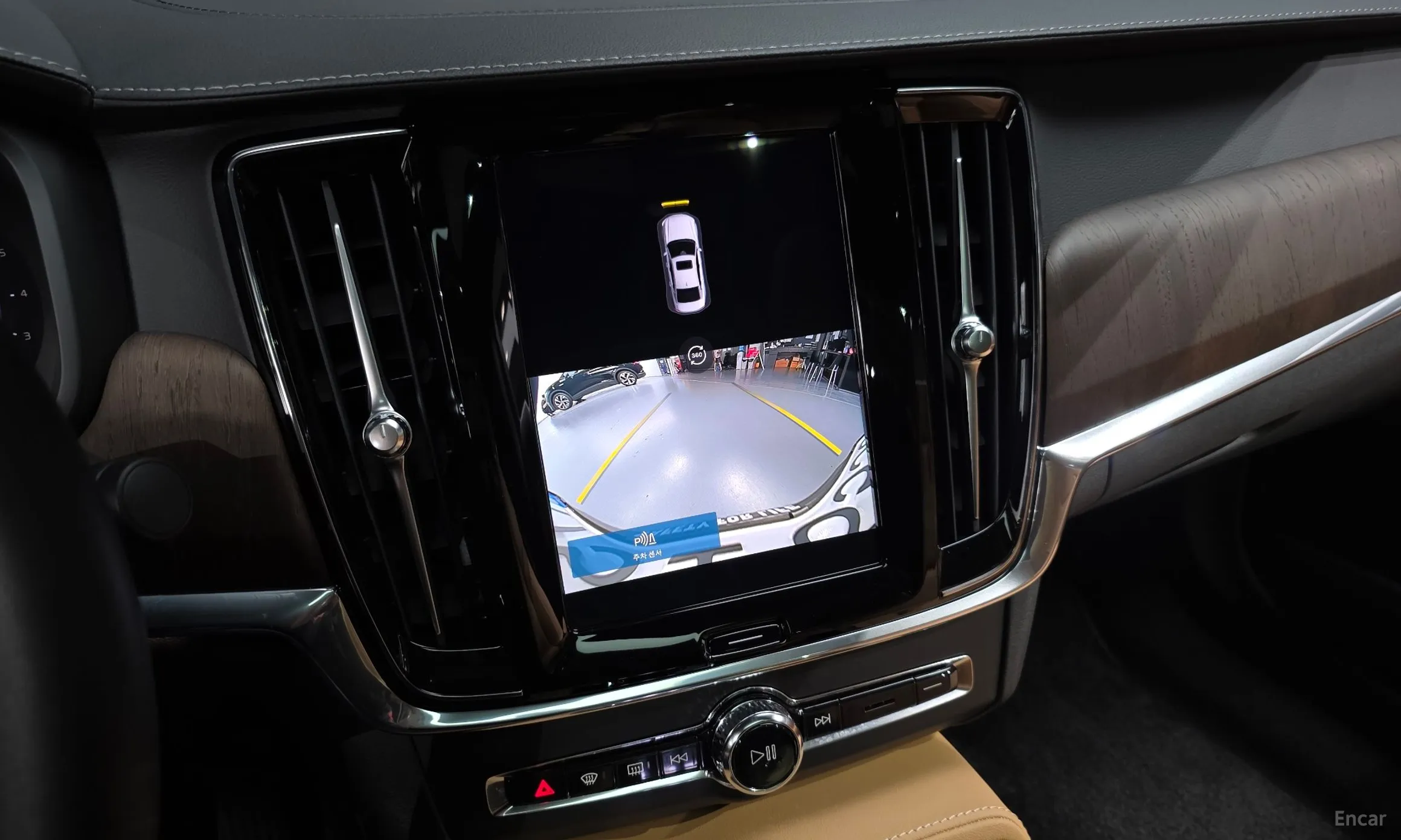 Volvo S90 превью 16