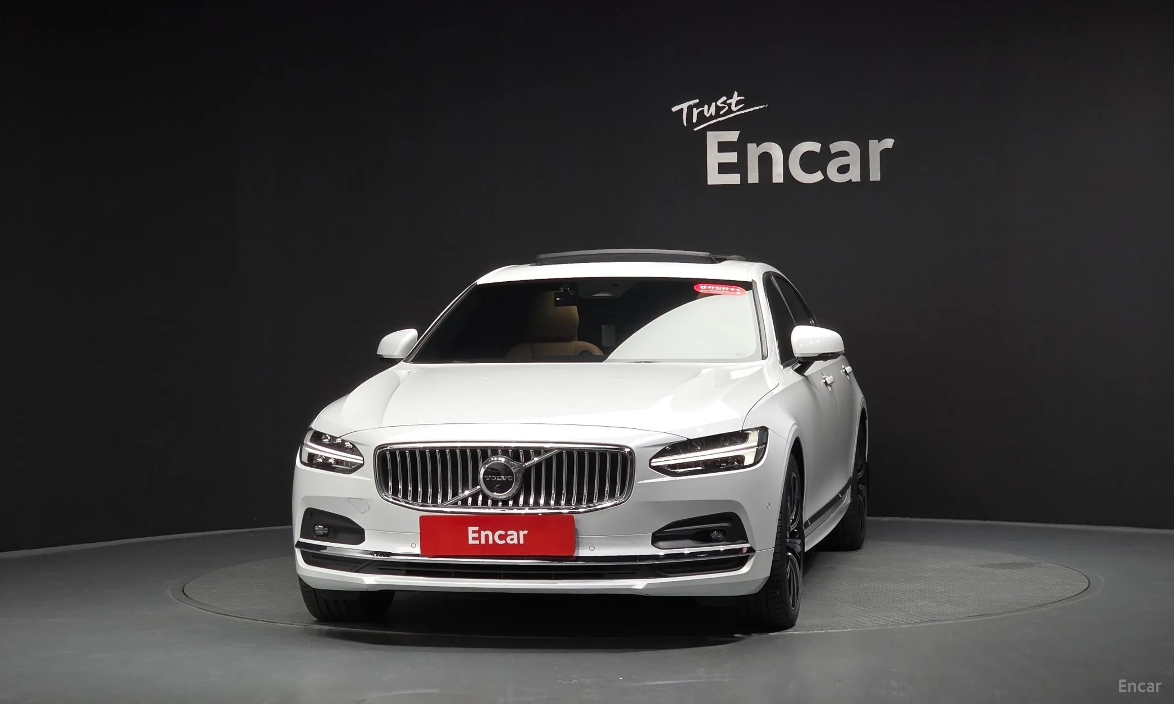Volvo S90 превью 3