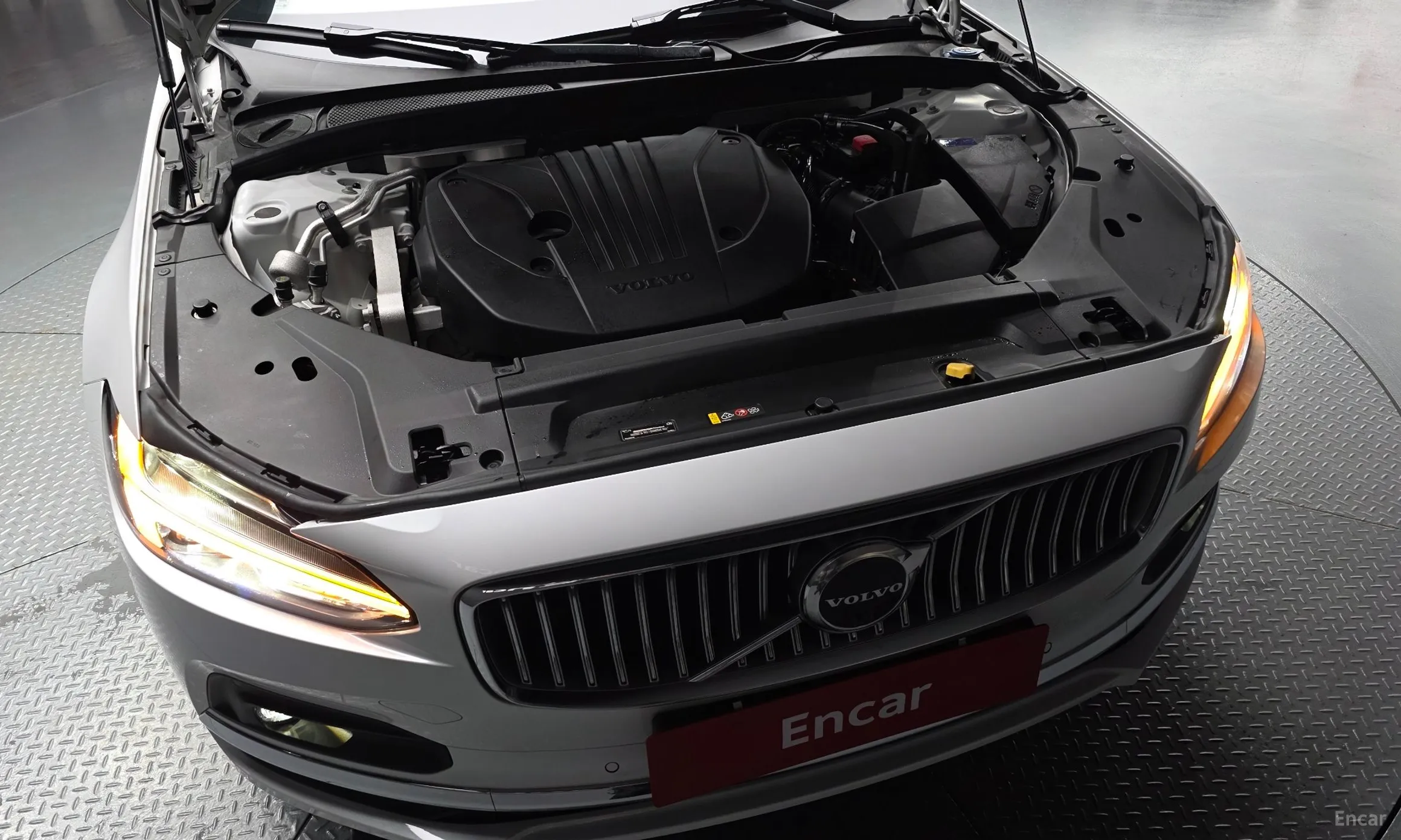 Volvo S90 превью 6