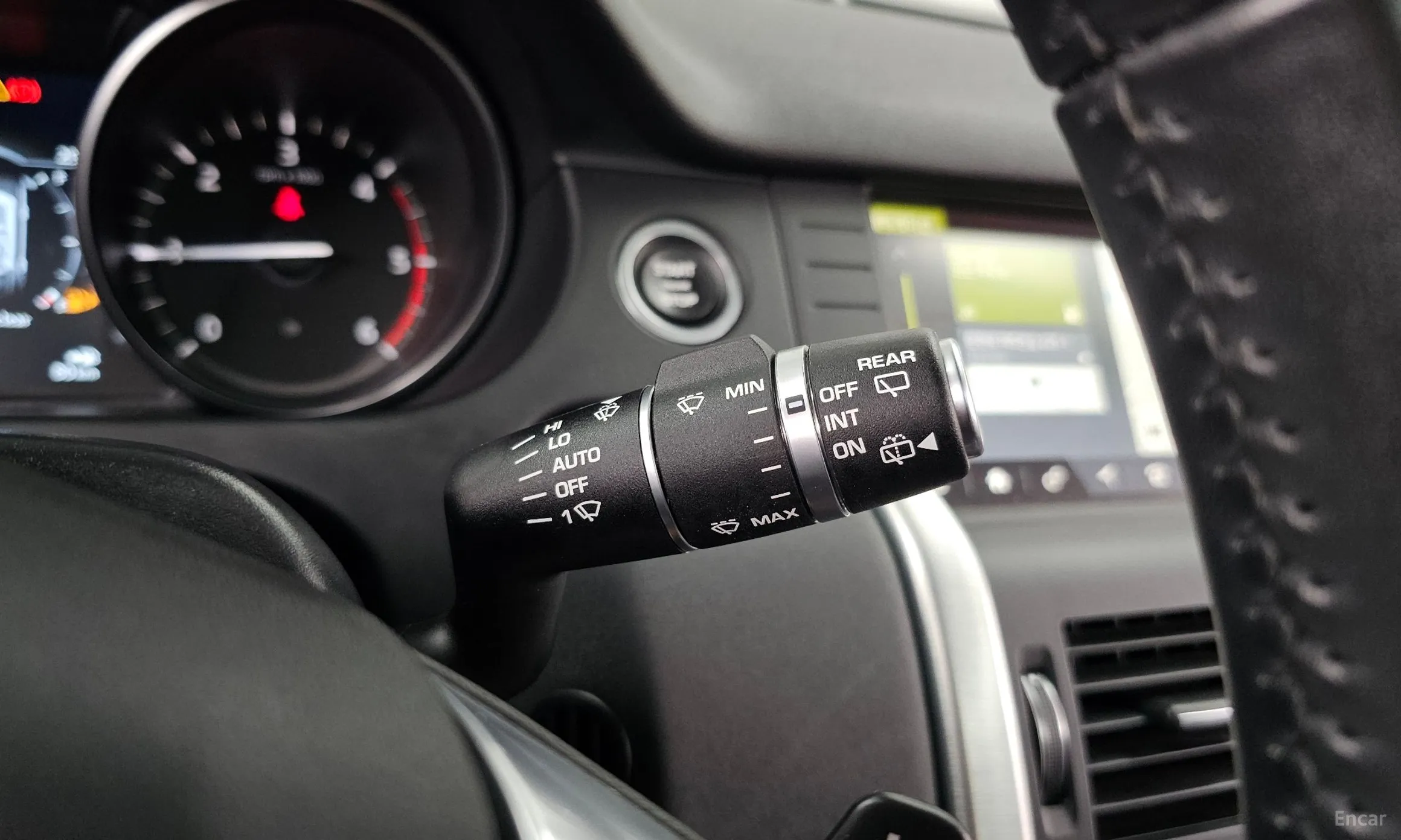 Land Rover Discovery Sports превью 18