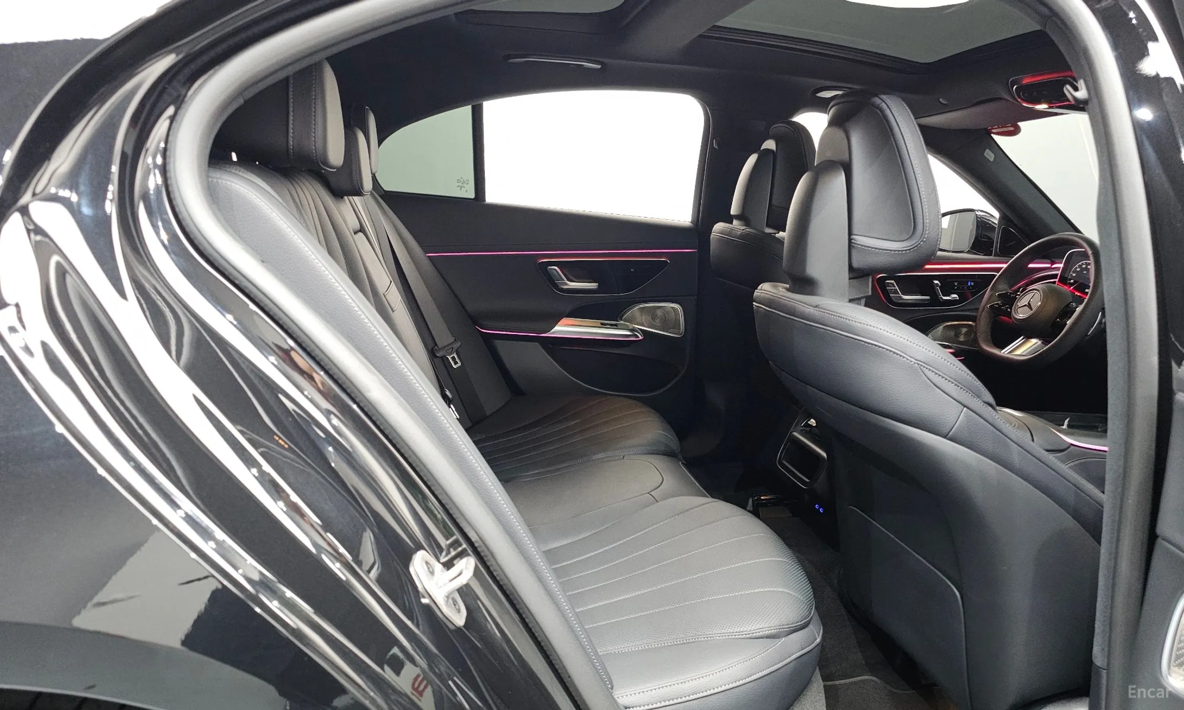 Mercedes Benz E-Class W214 превью 11