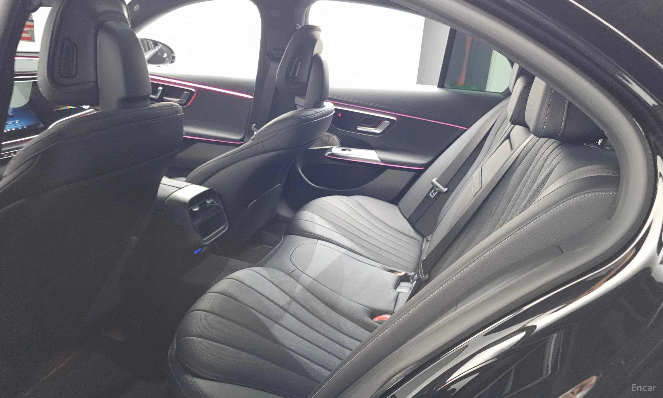 Mercedes Benz E-Class W214 превью 20