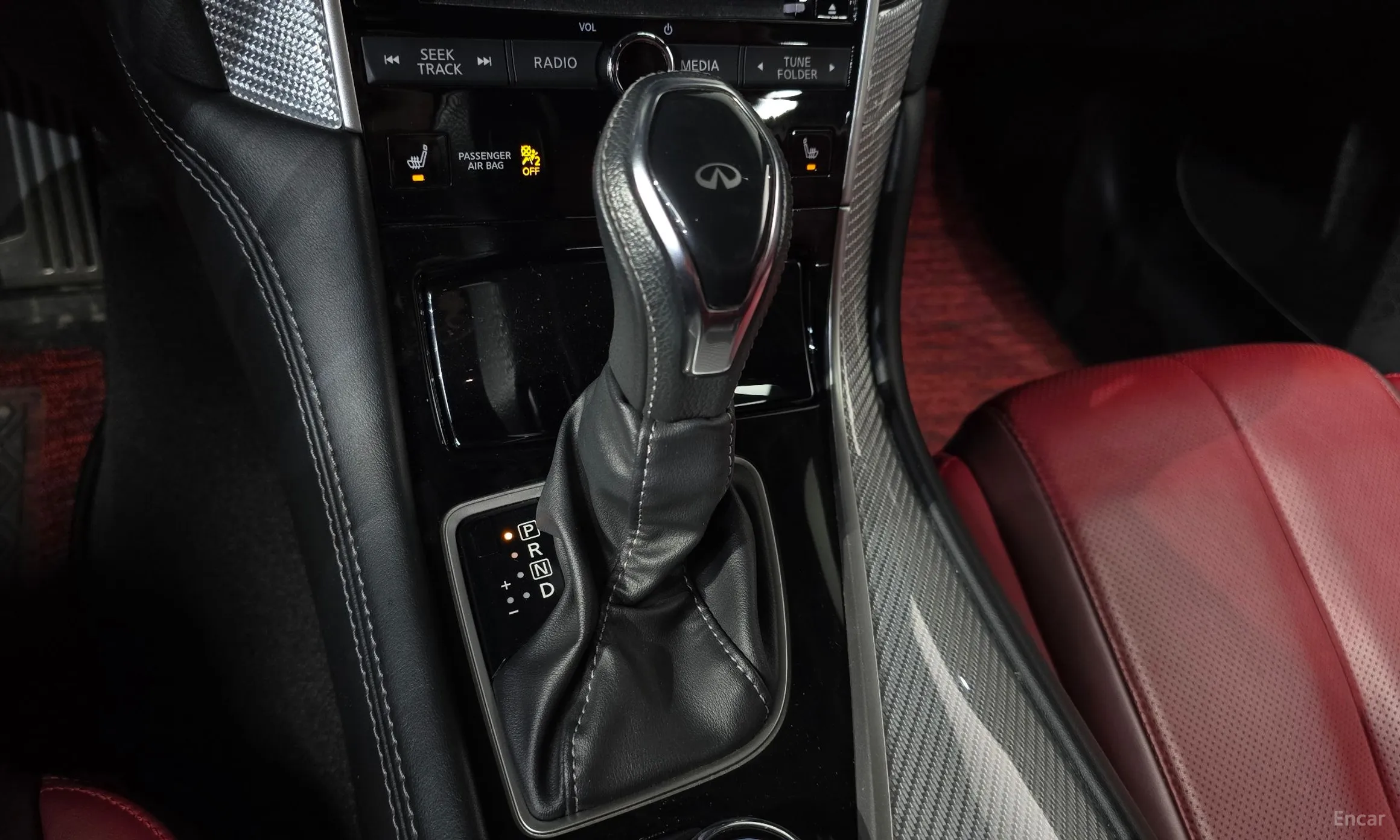 Infiniti Q60 (CV37) превью 9