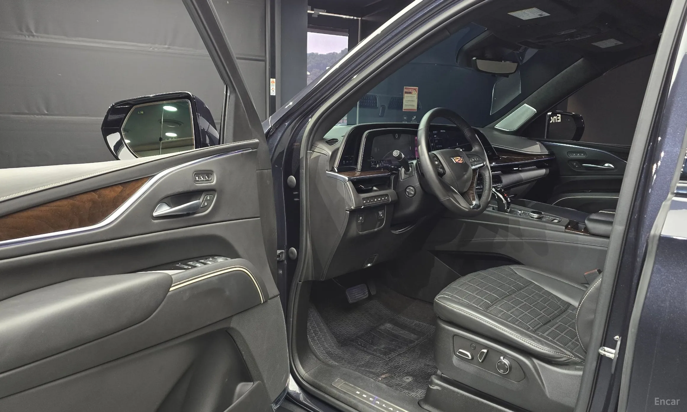 Cadillac Escalade 5th Generation превью 10