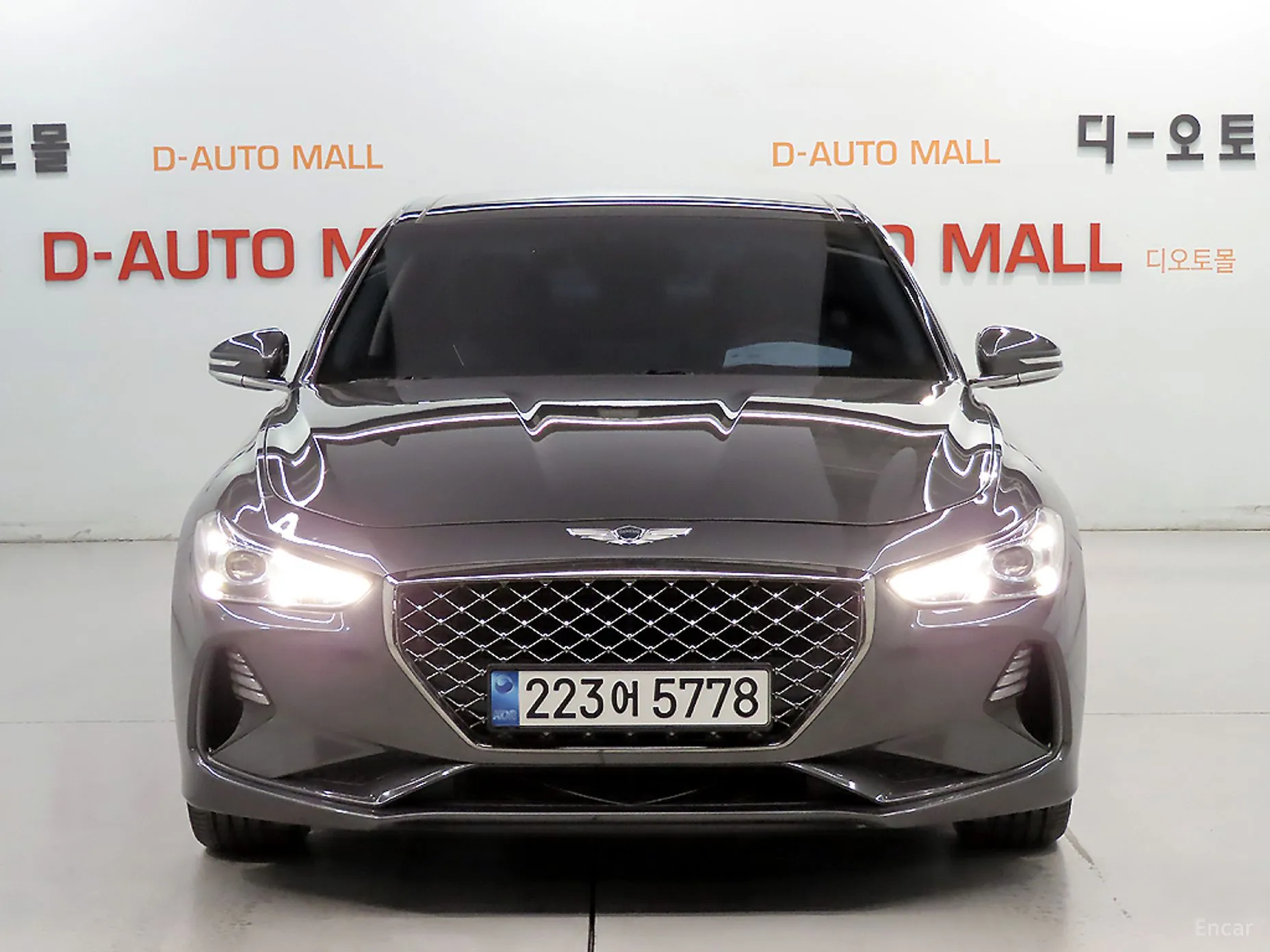 Genesis G70 превью 3