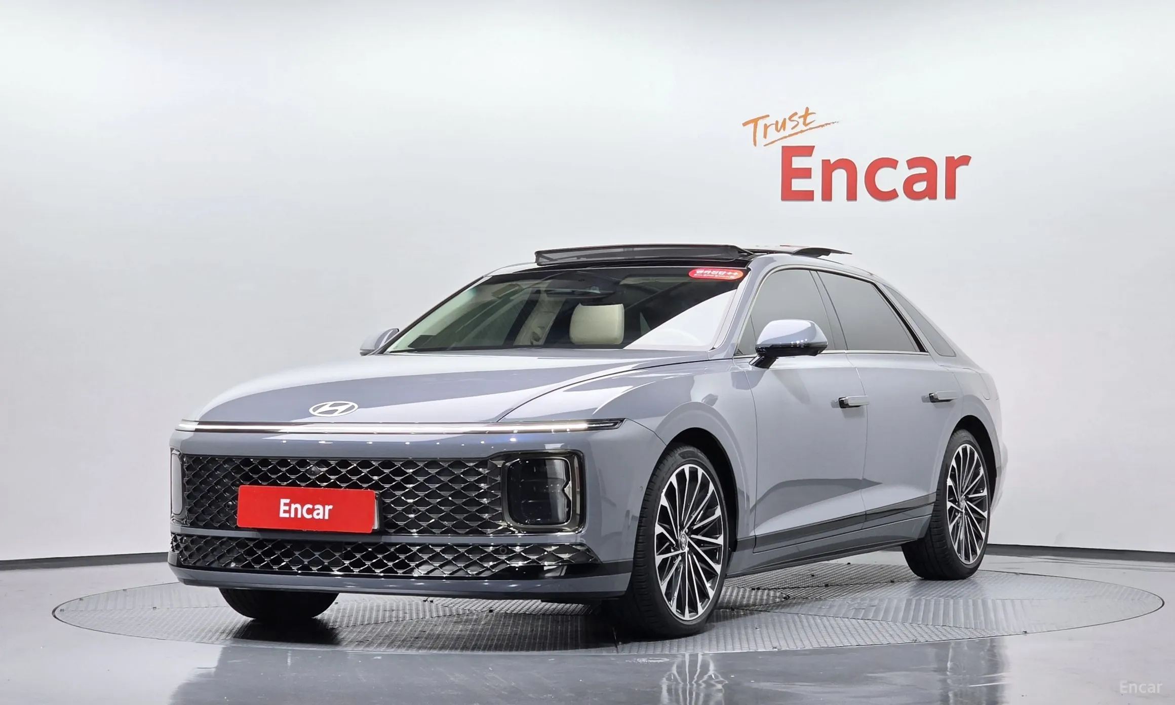 Hyundai Grandeur Hybrid (GN7)
