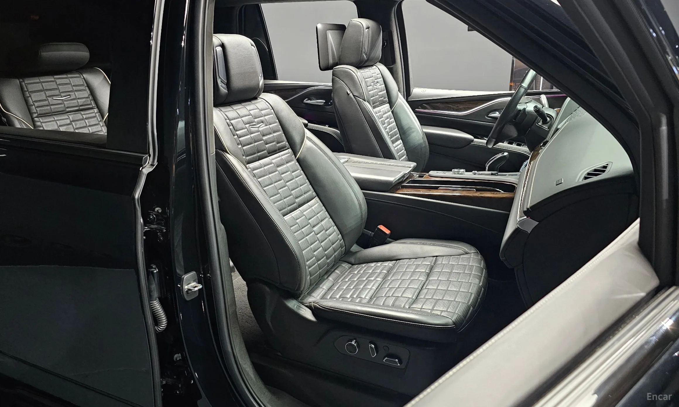 Cadillac Escalade 5th Generation превью 12