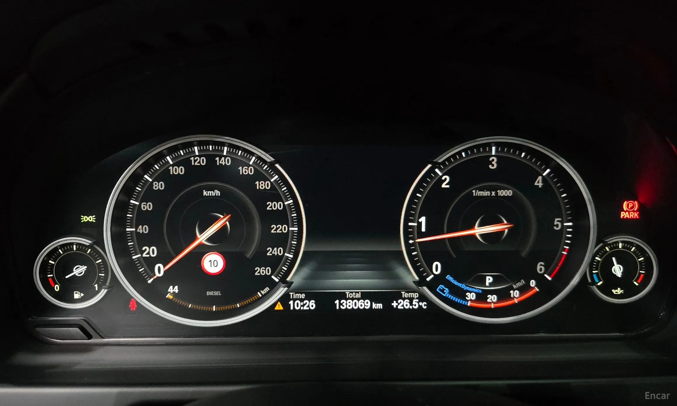 BMW X5 (F15) превью 8