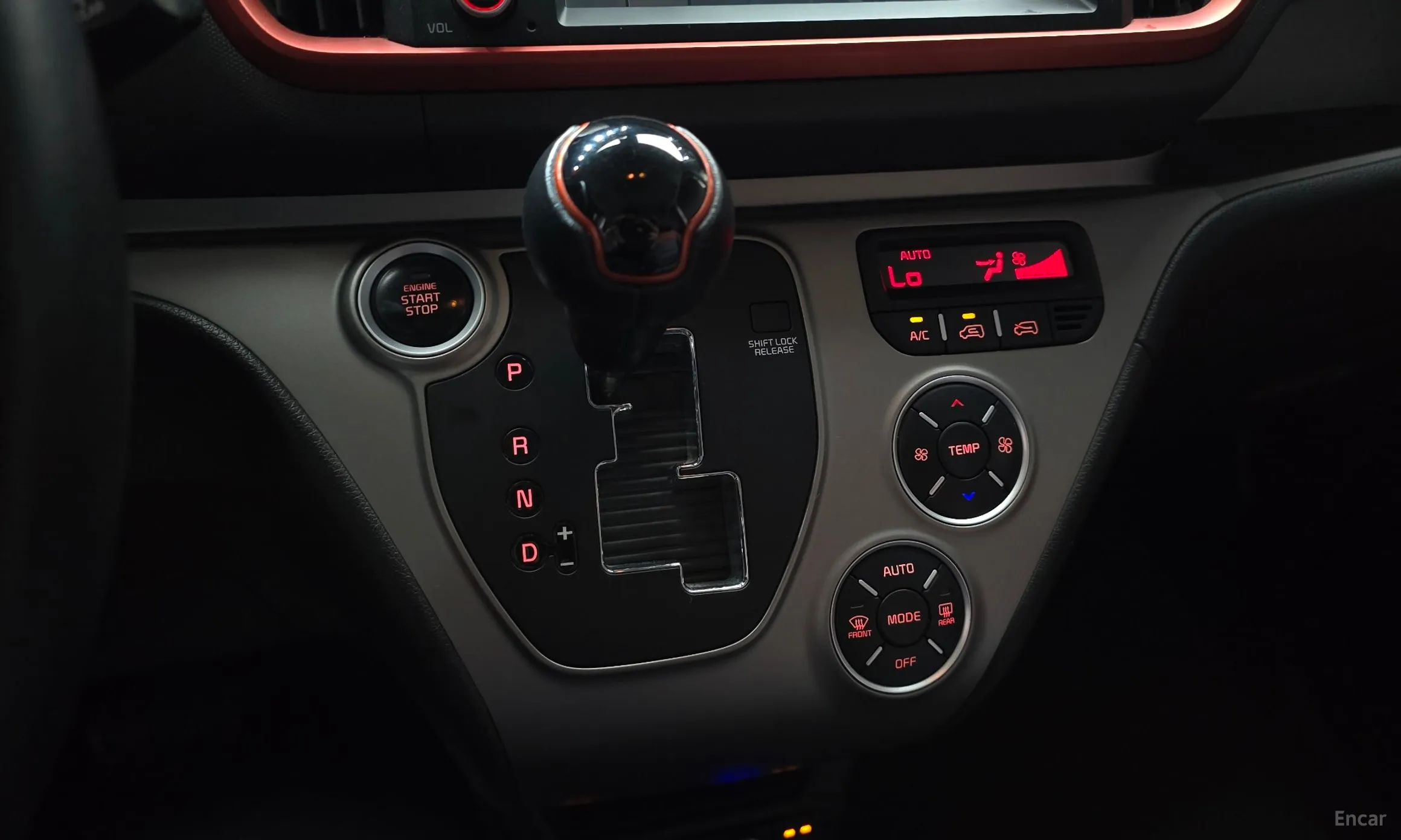 Kia Ray превью 9