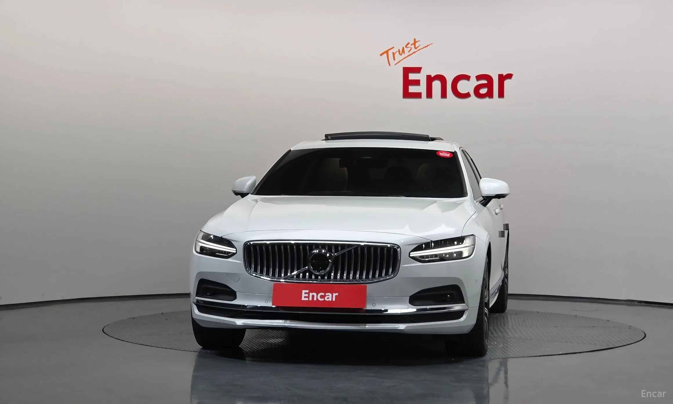 Volvo S90 превью 3