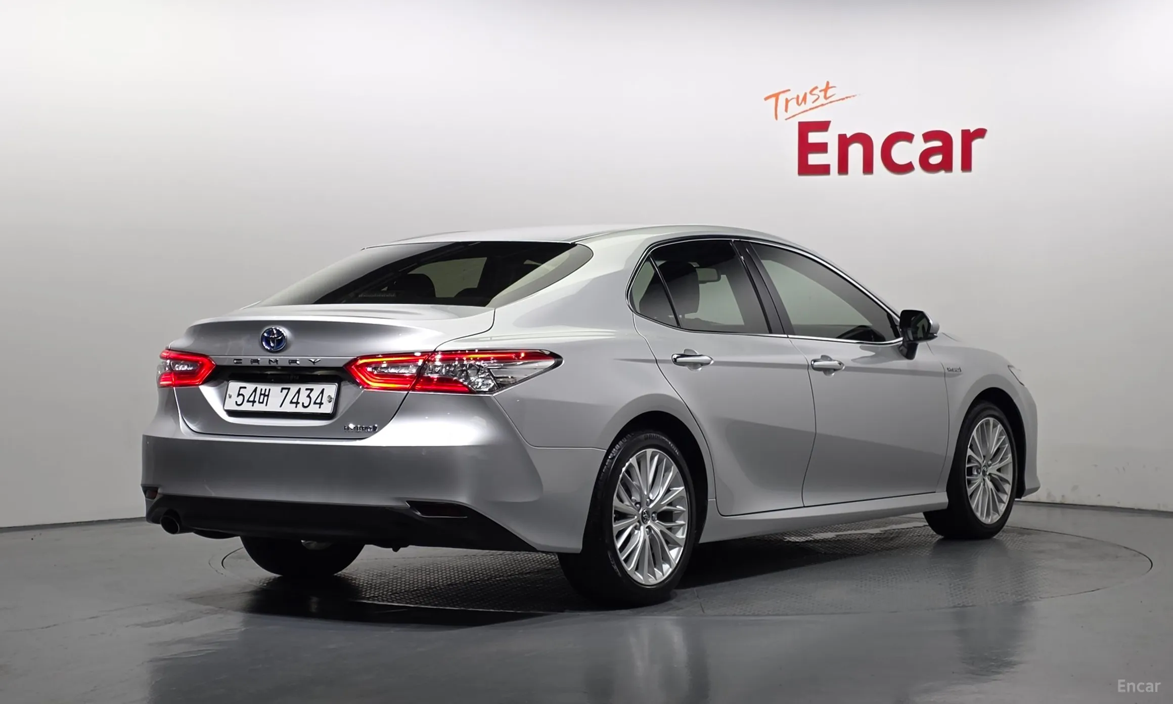 Toyota Camry (XV70)