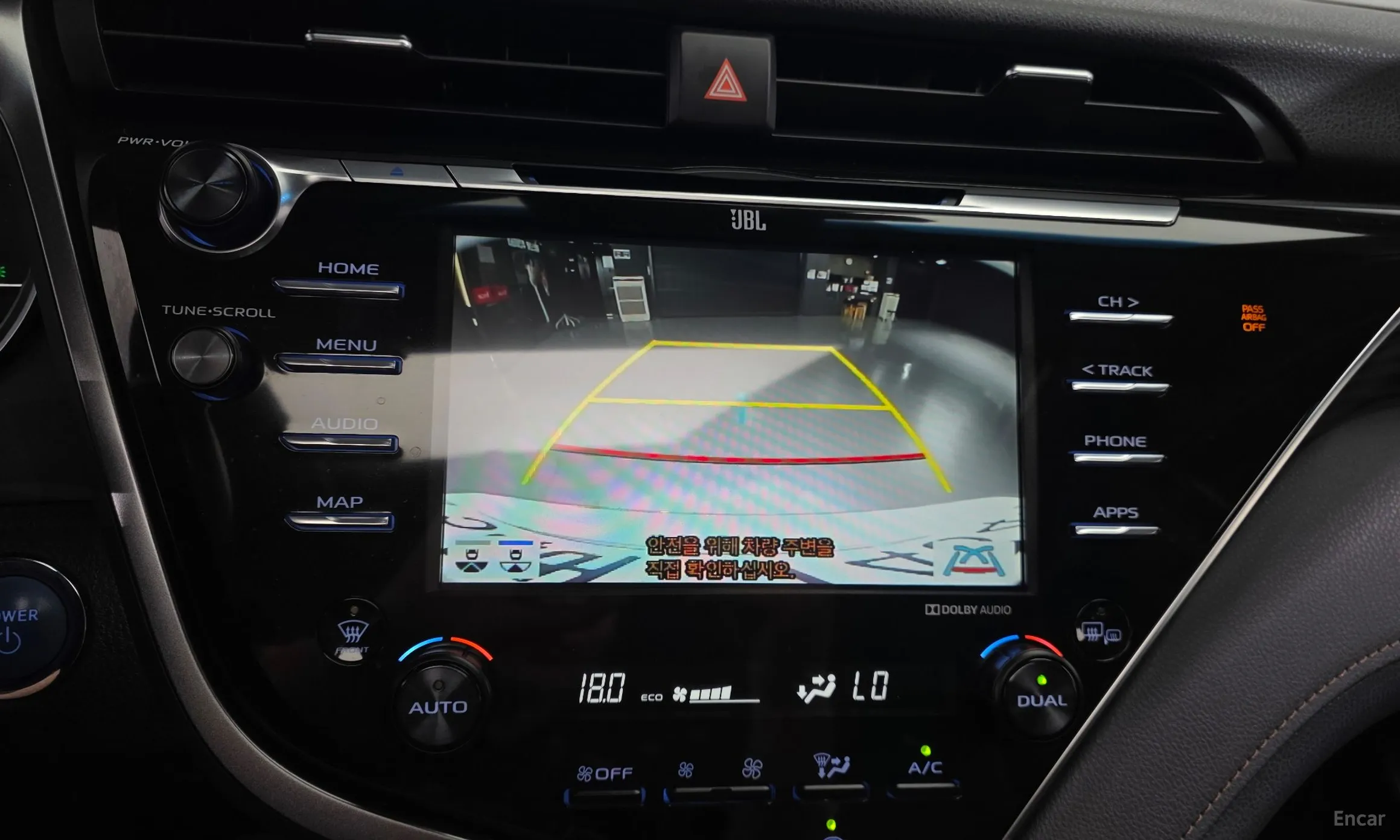 Toyota Camry (XV70) превью 17