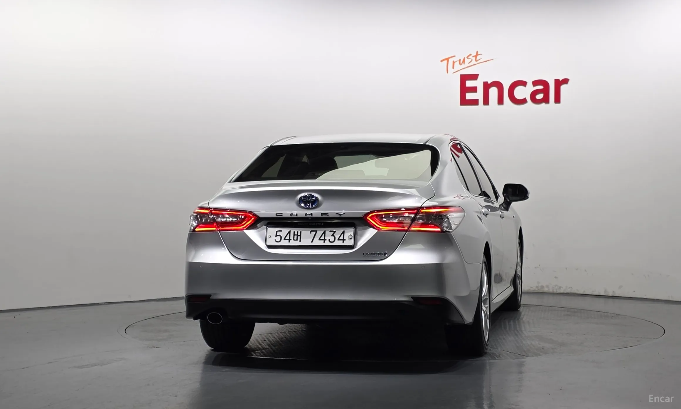 Toyota Camry (XV70) превью 4
