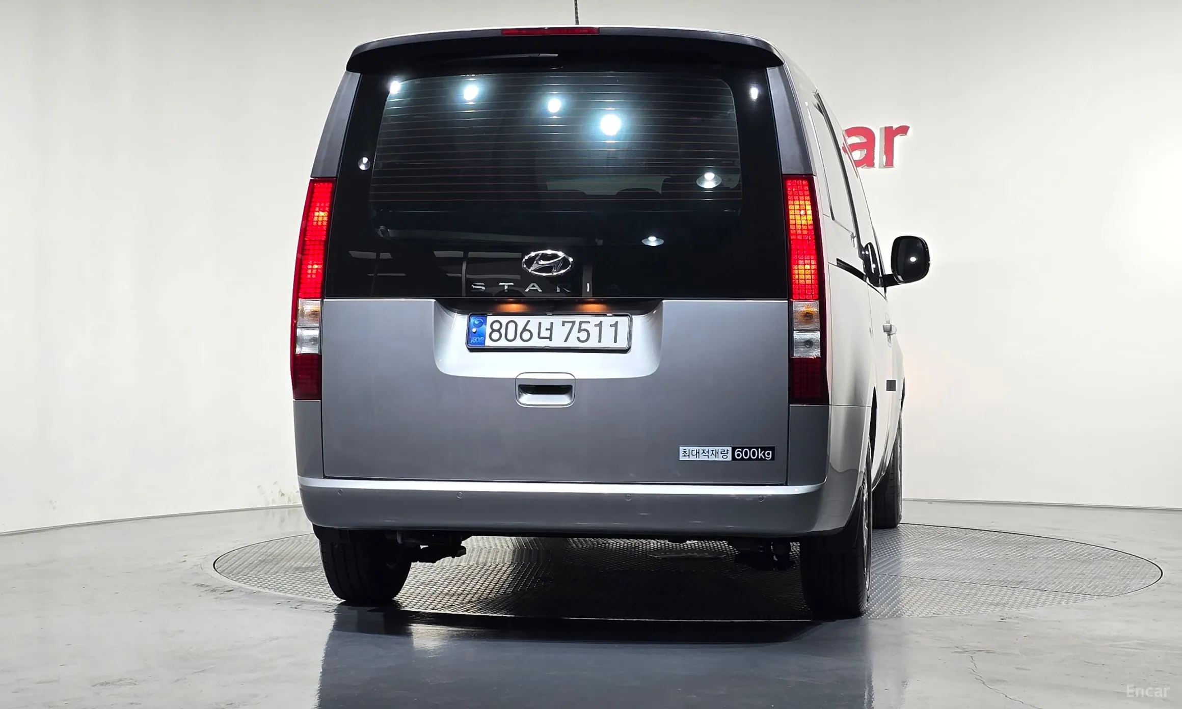 Hyundai Staria превью 4