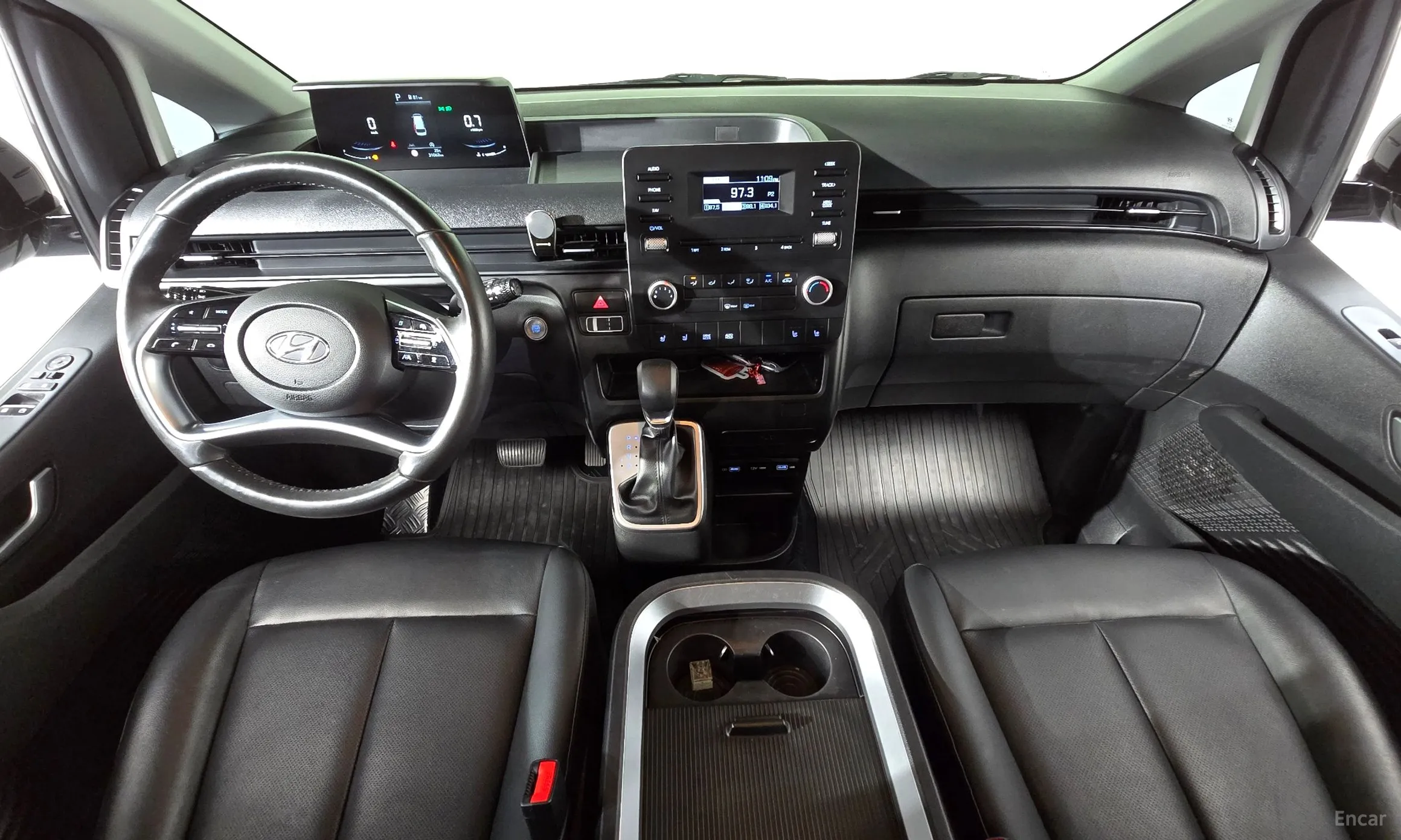 Hyundai Staria превью 7