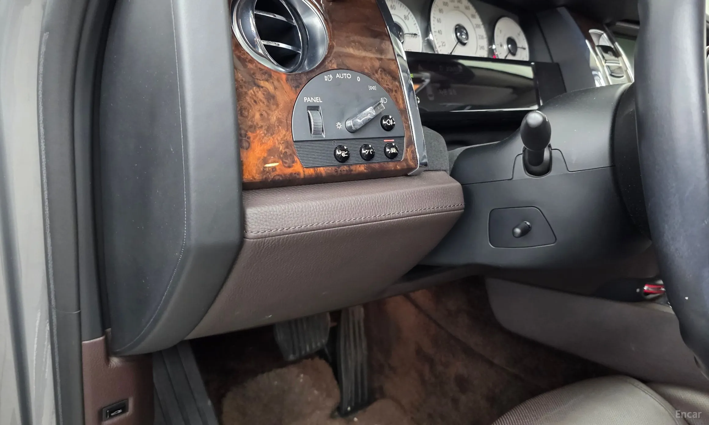Rolls-Royce Ghost превью 16