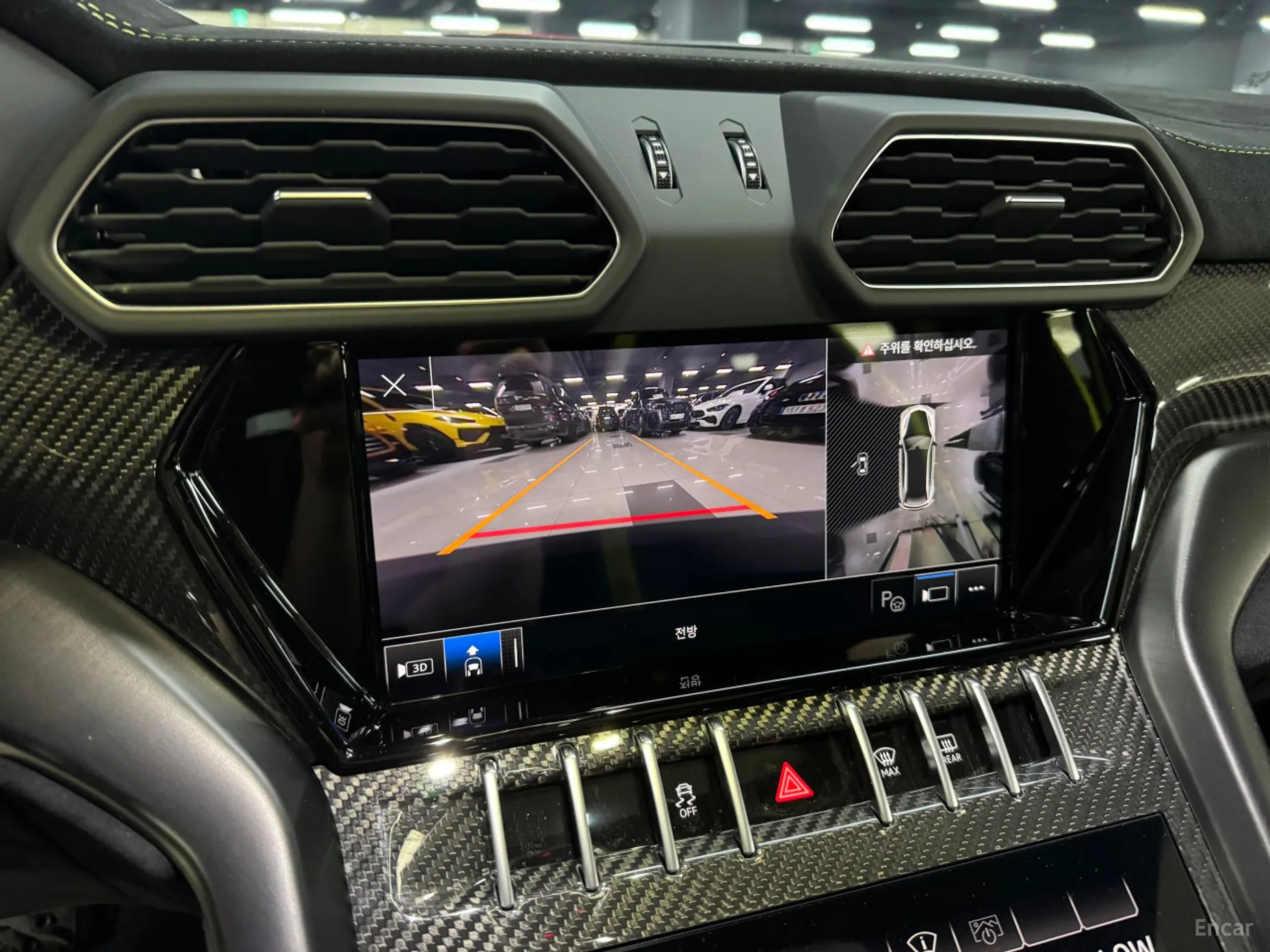 Lamborghini Urus превью 8