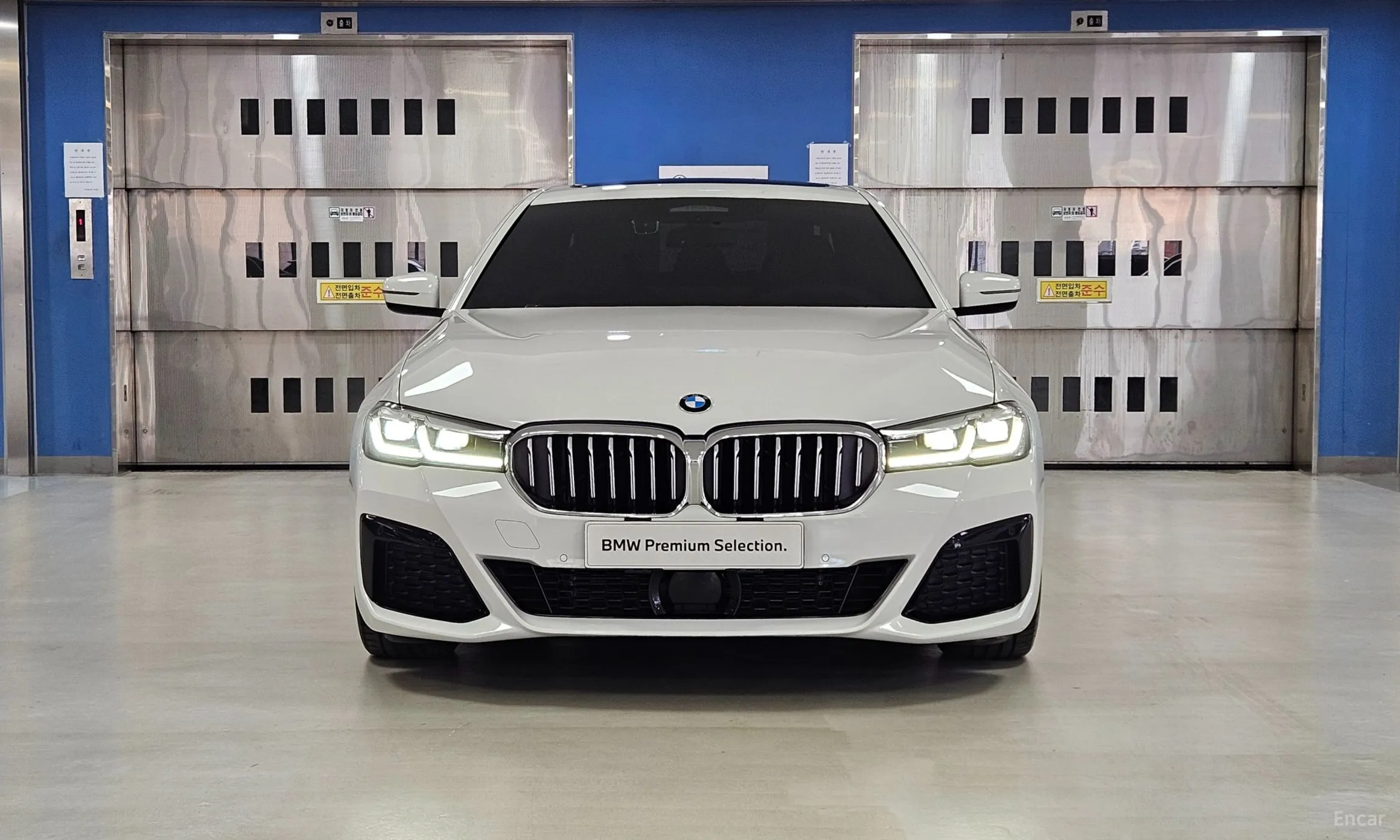 BMW 5 Series (G30) превью 3