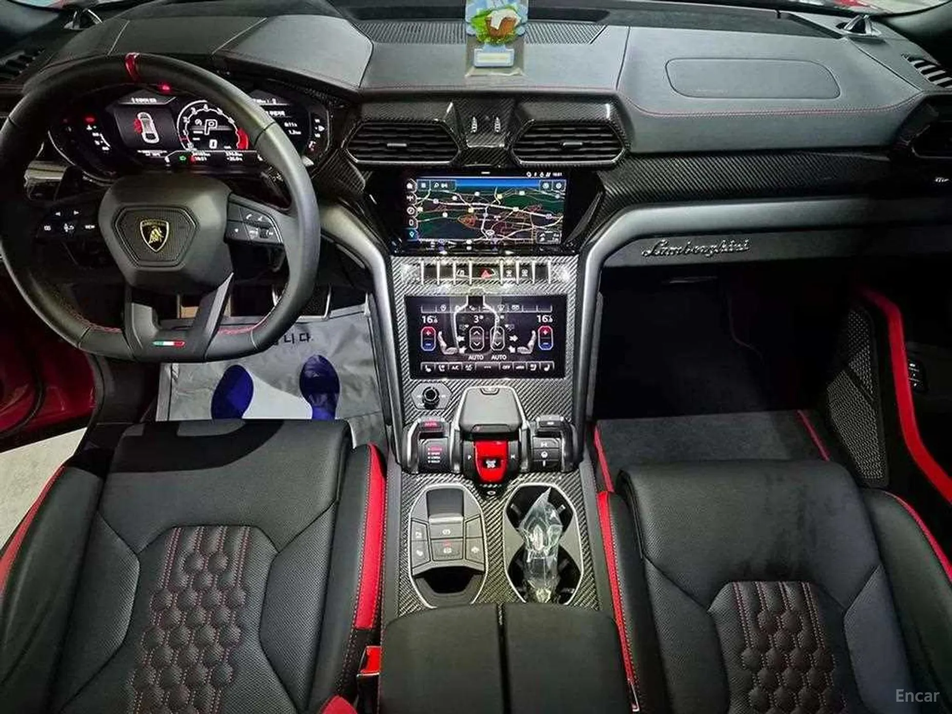 Lamborghini Urus превью 10