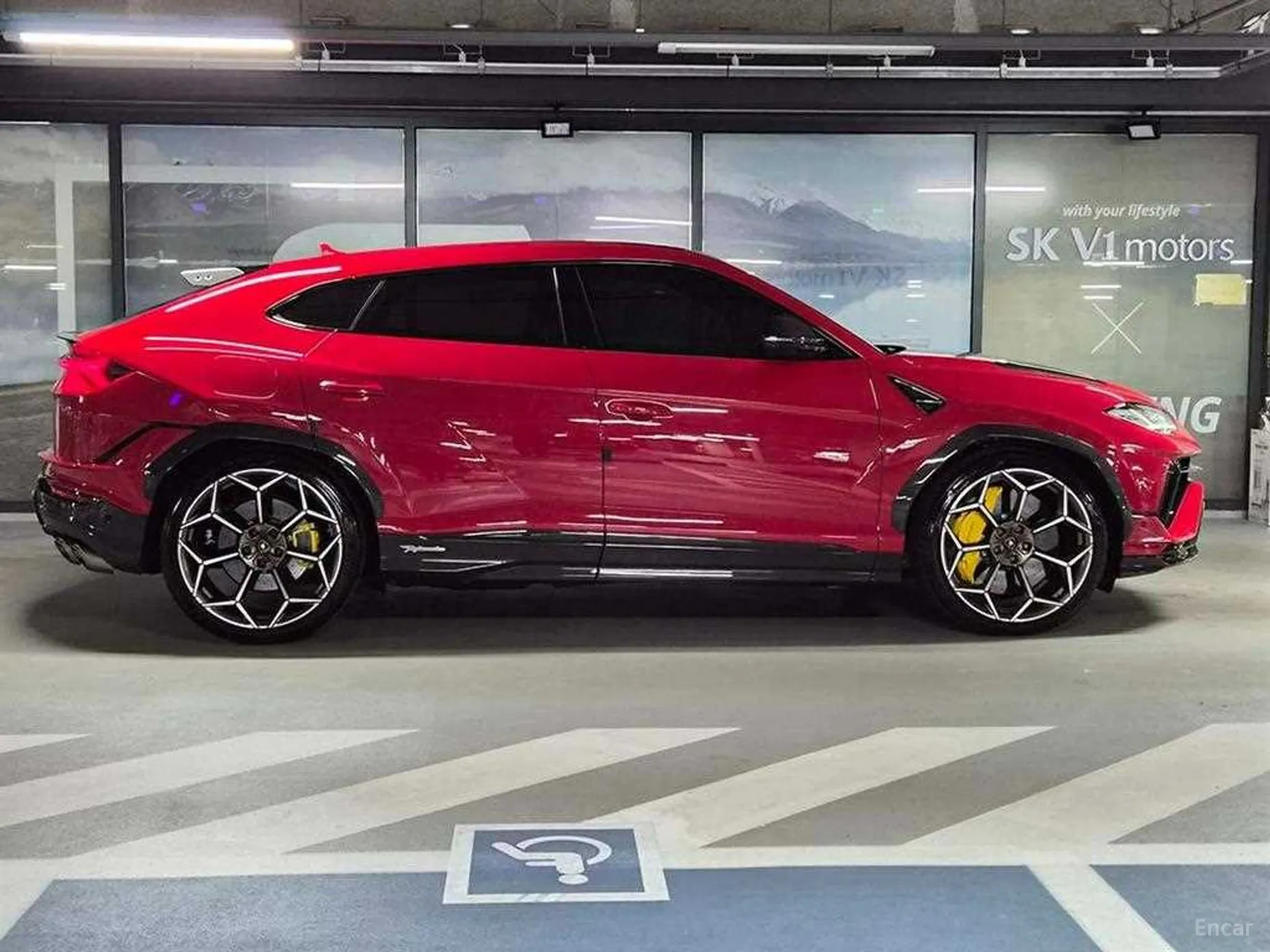 Lamborghini Urus превью 3