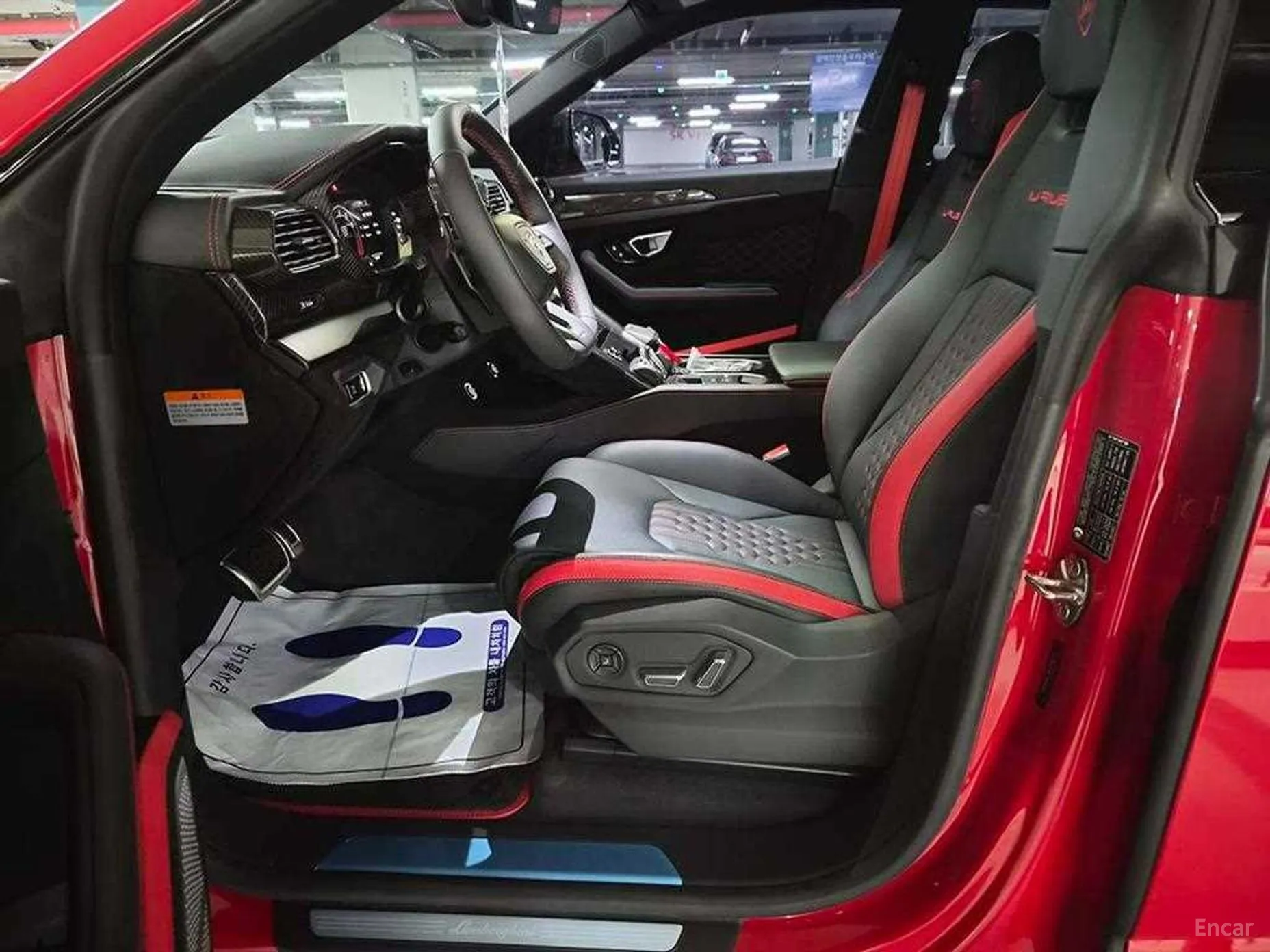 Lamborghini Urus превью 6