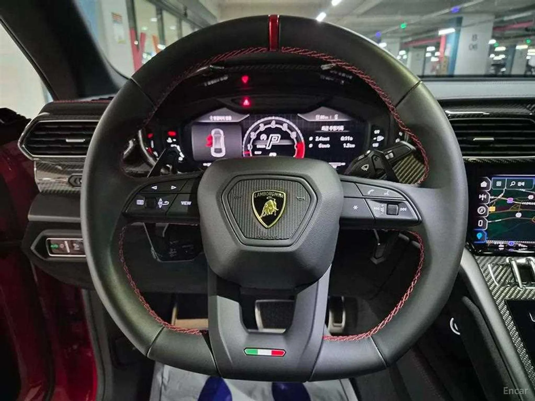 Lamborghini Urus превью 8