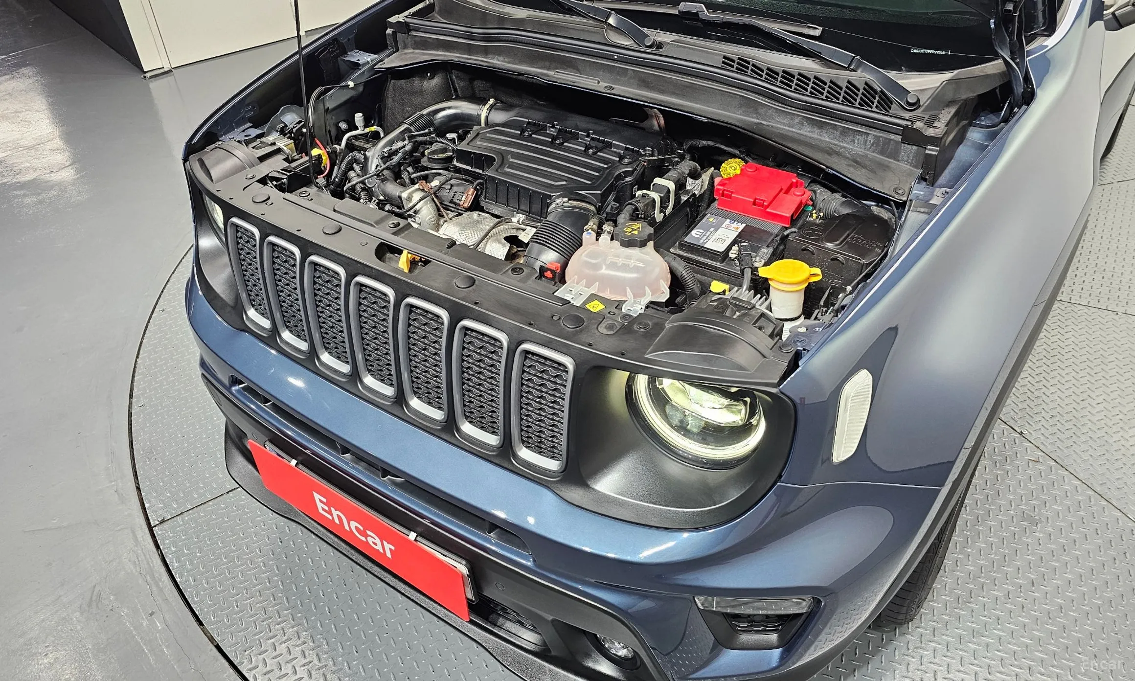 Jeep Renegade превью 6