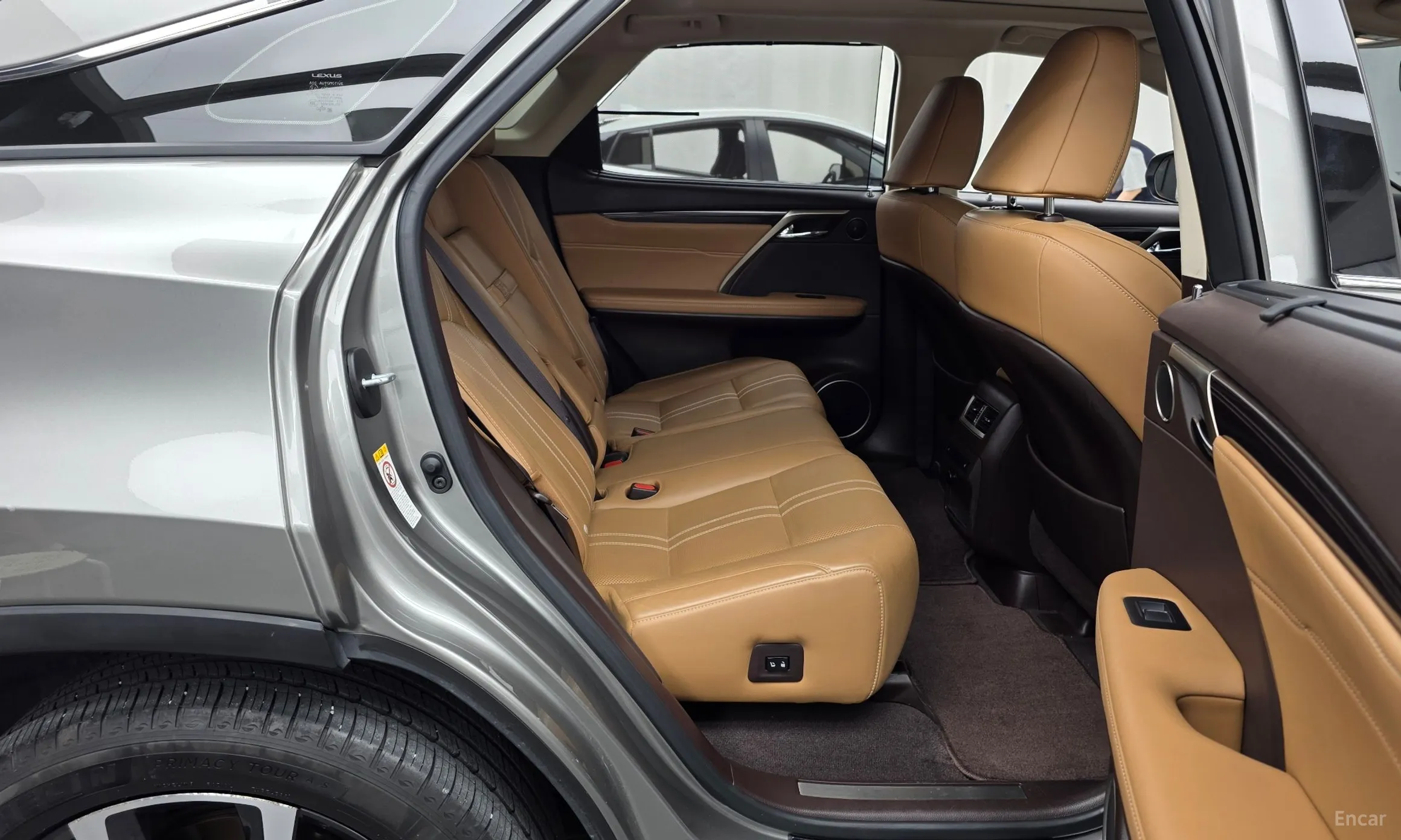 Lexus RX450h Gen 4 превью 12