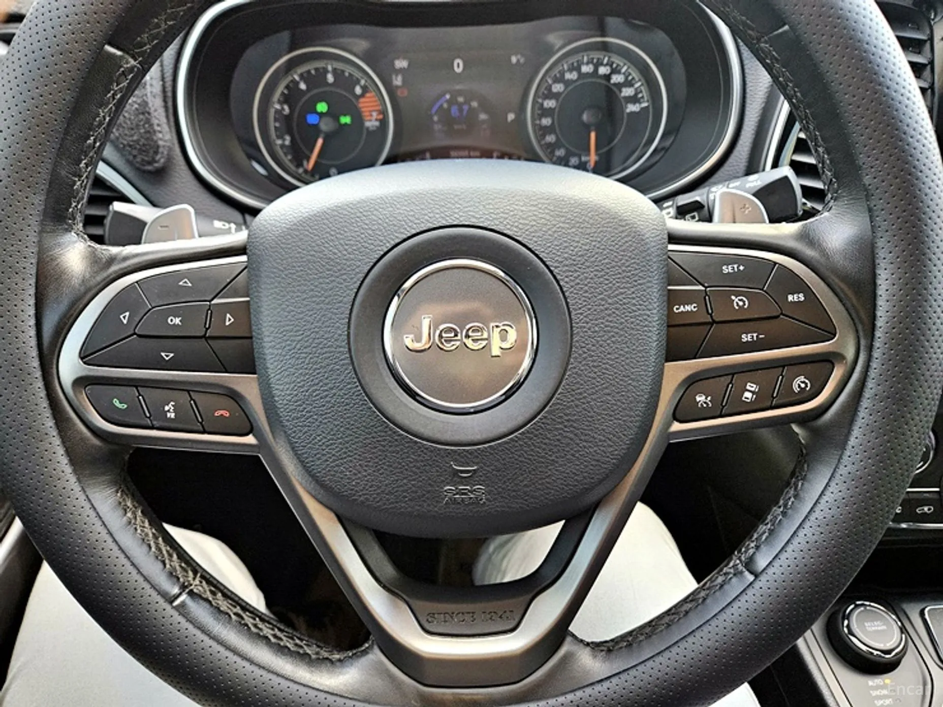 Jeep Cherokee (KL) превью 14