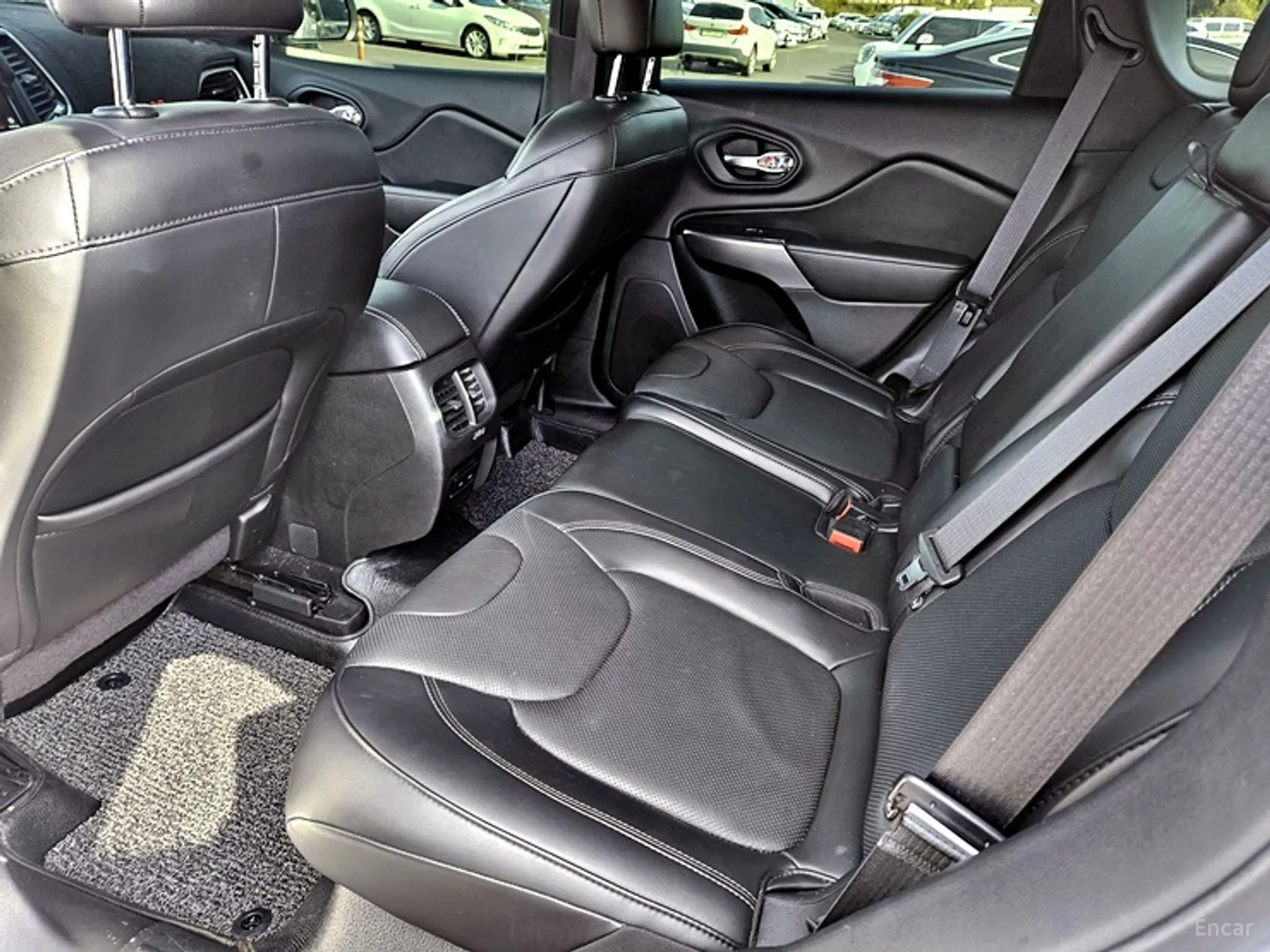 Jeep Cherokee (KL) превью 20
