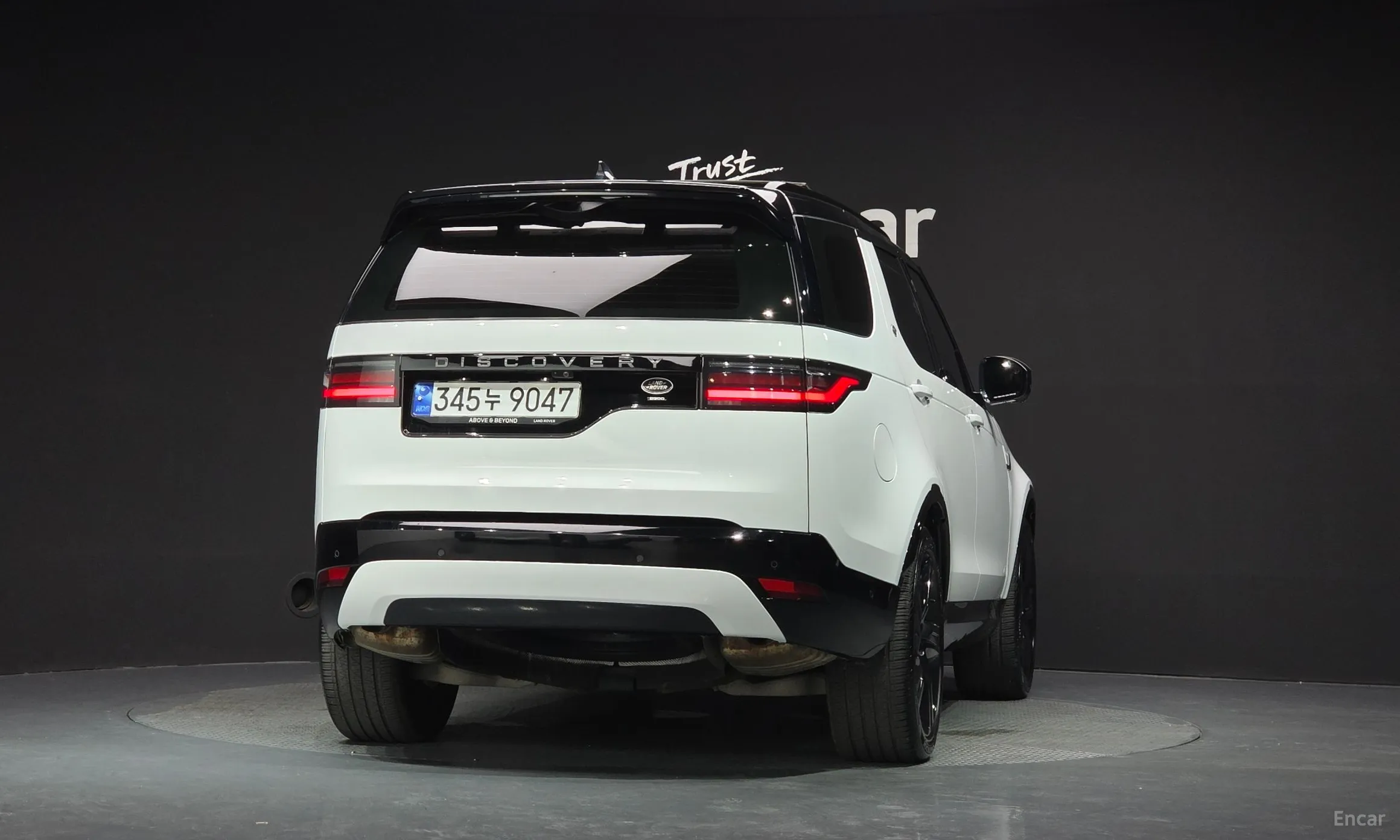 Land Rover Discovery 5 превью 4