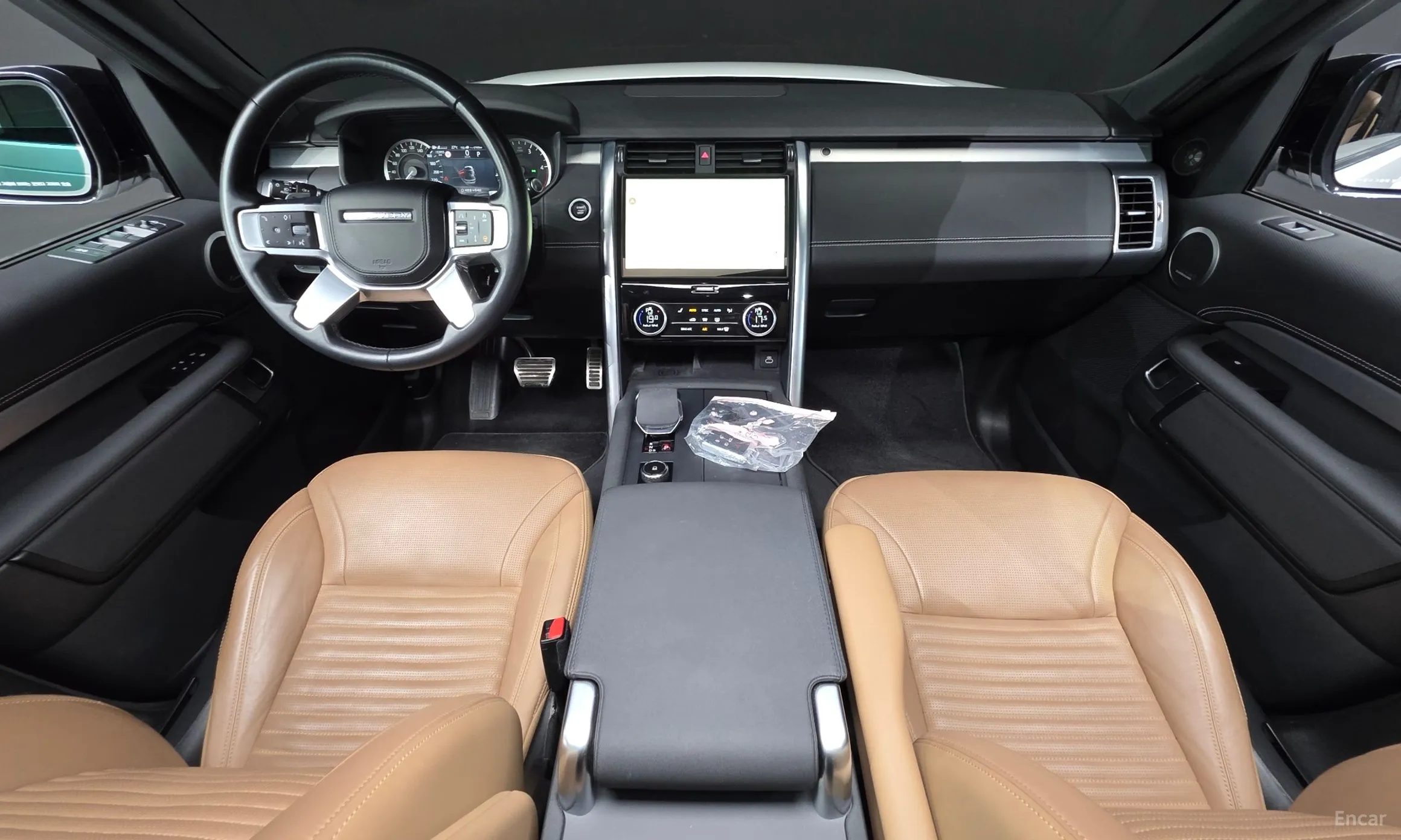 Land Rover Discovery 5 превью 7